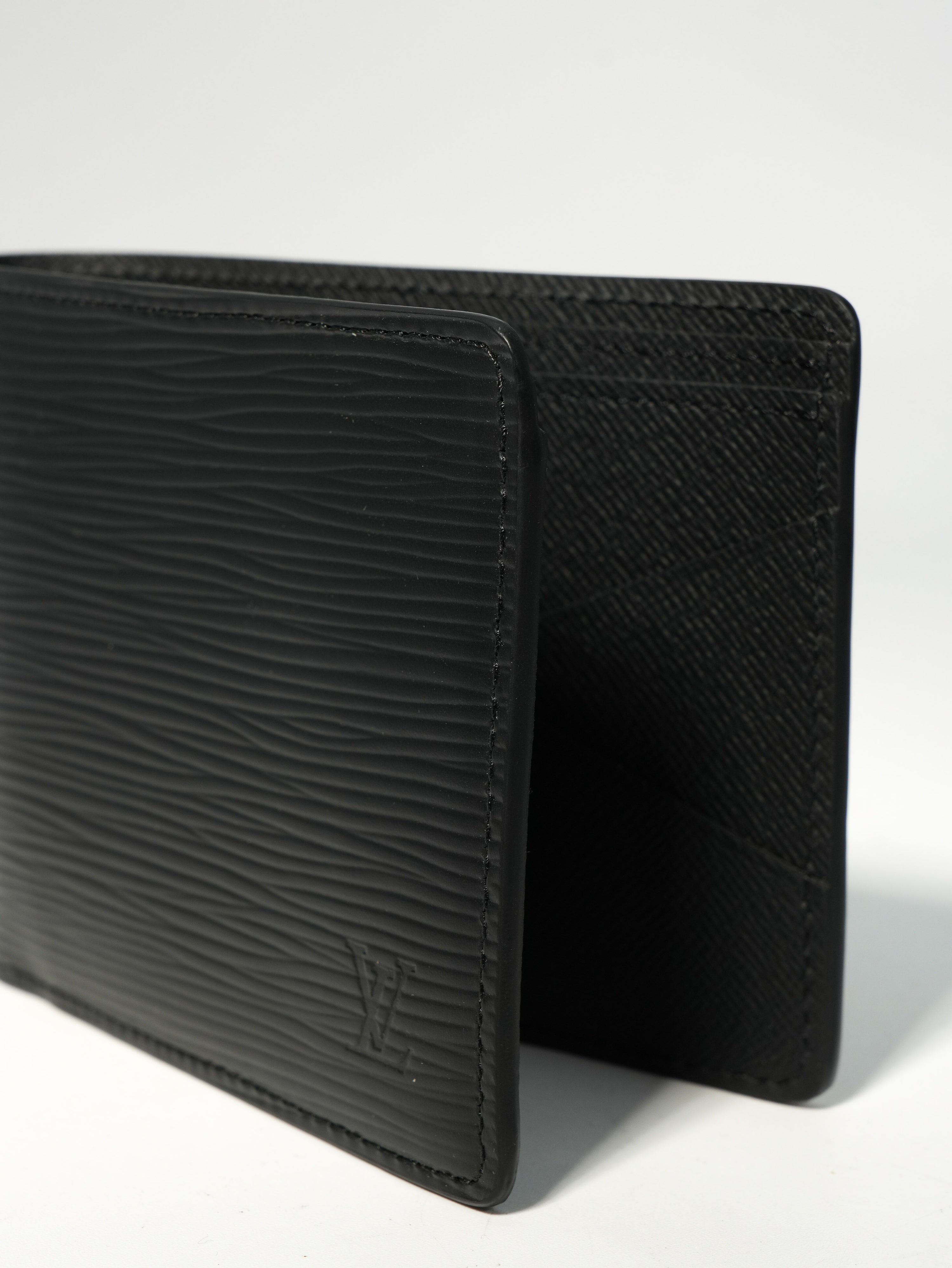 Louis Vuitton Portafoglio Multiple Epi