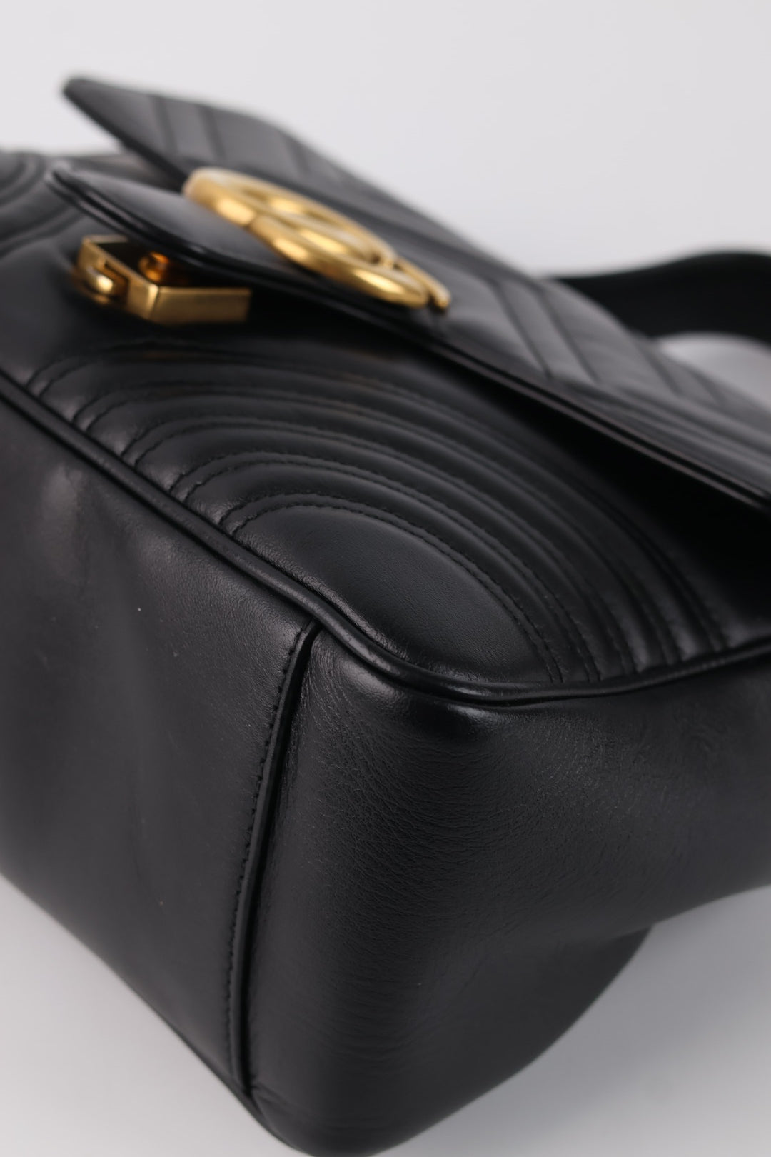 Gucci GG Marmont Handle Media