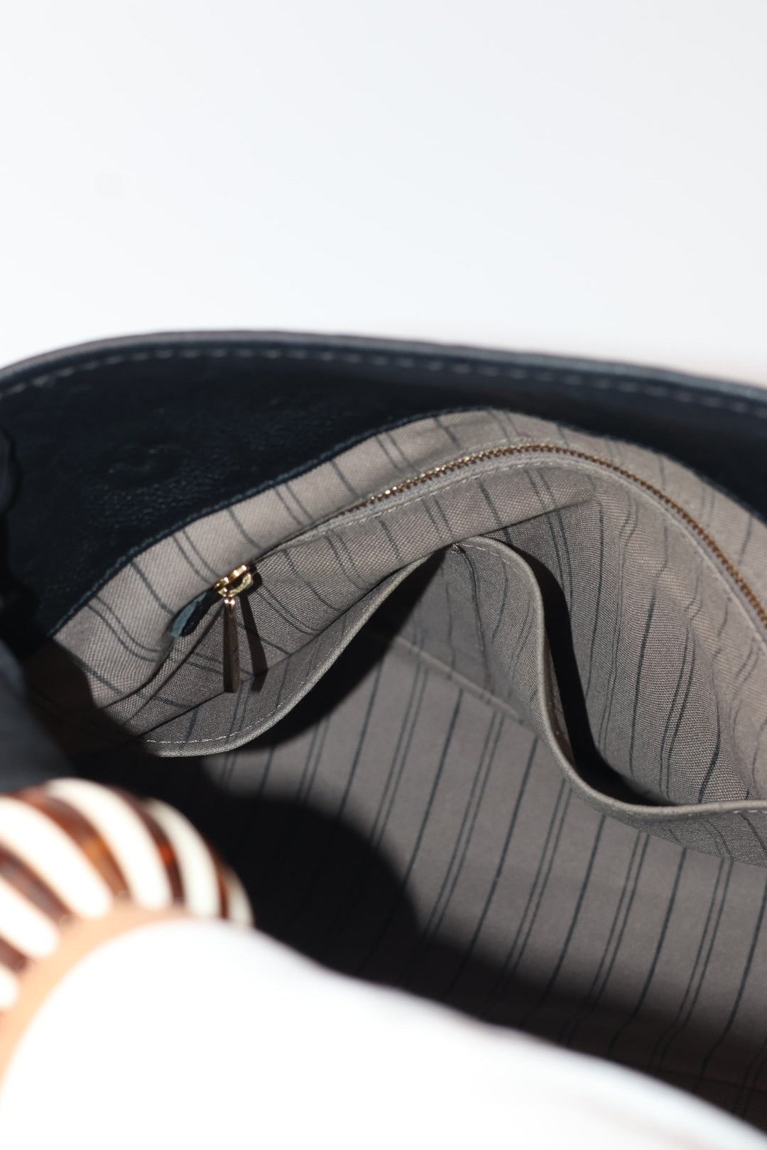 Louis Vuitton Artsy Empreinte