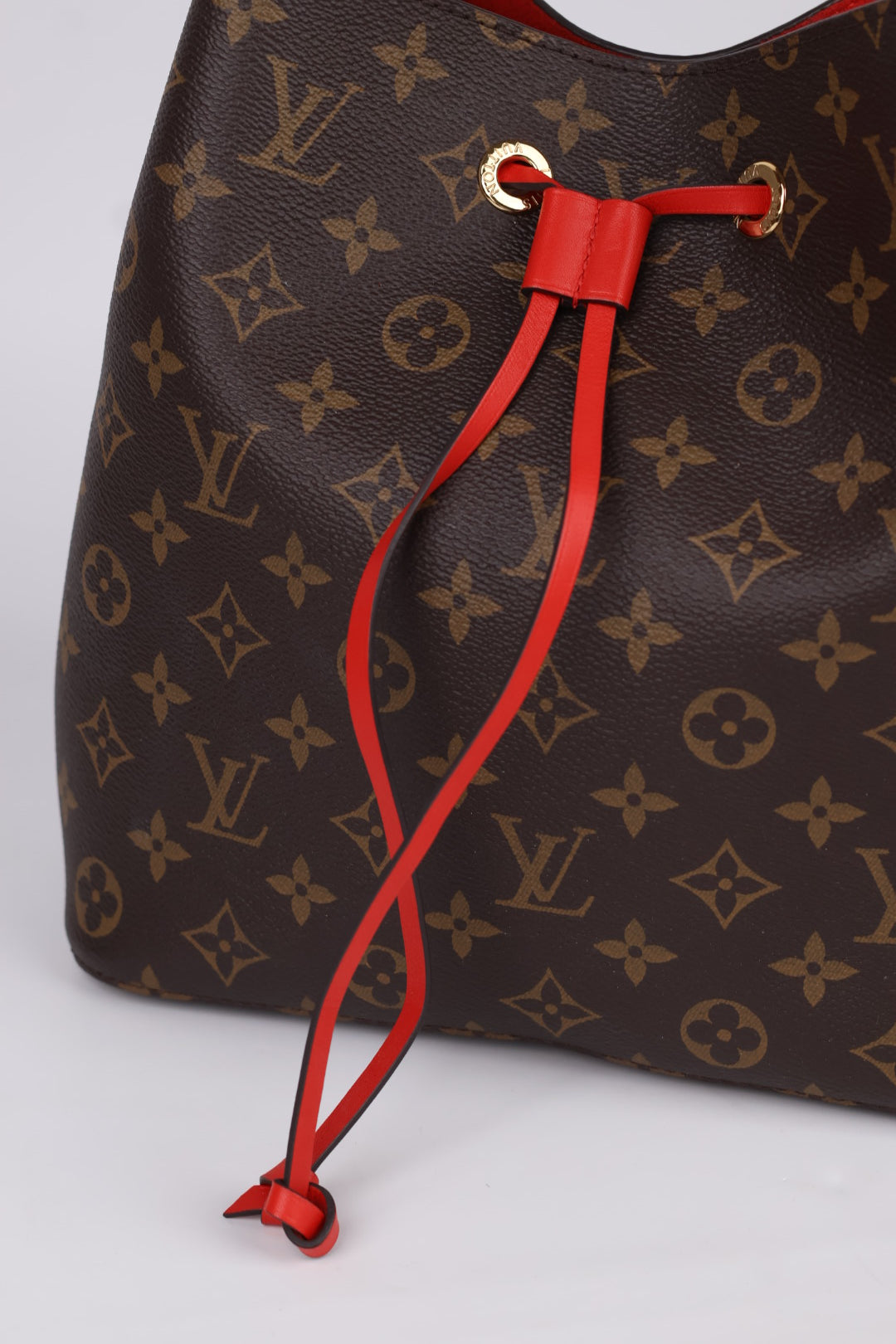 Louis Vuitton Neo Noè MM Monogram