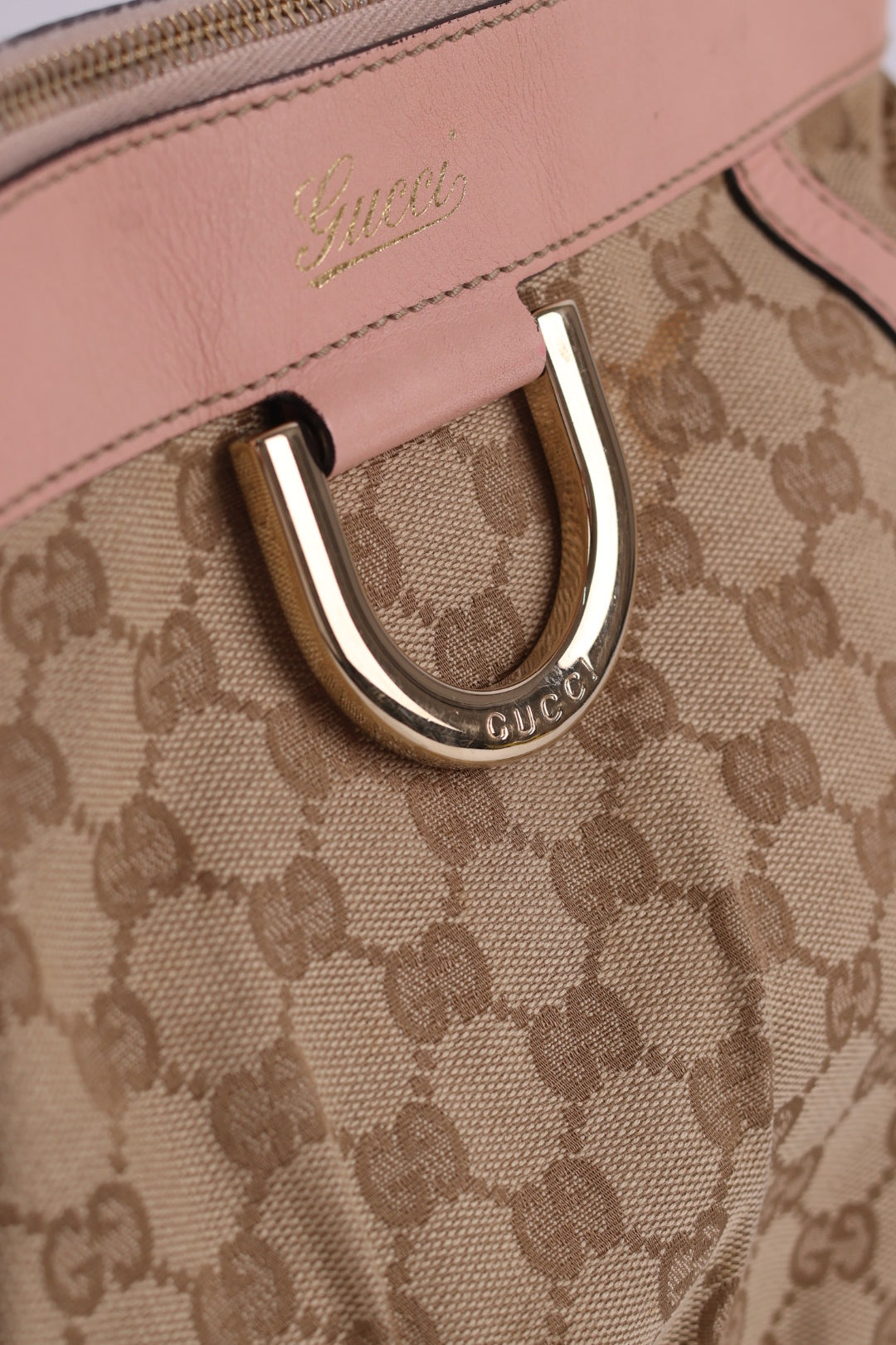 Gucci Tracolla D Ring GG Wave