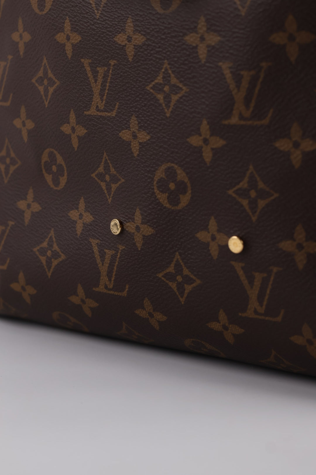 Louis Vuitton Atlantis GM Monogram