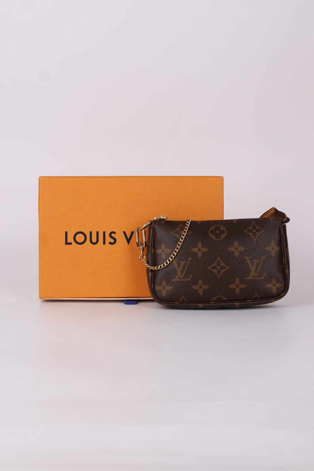 Louis Vuitton Mini Accessoires Monogram