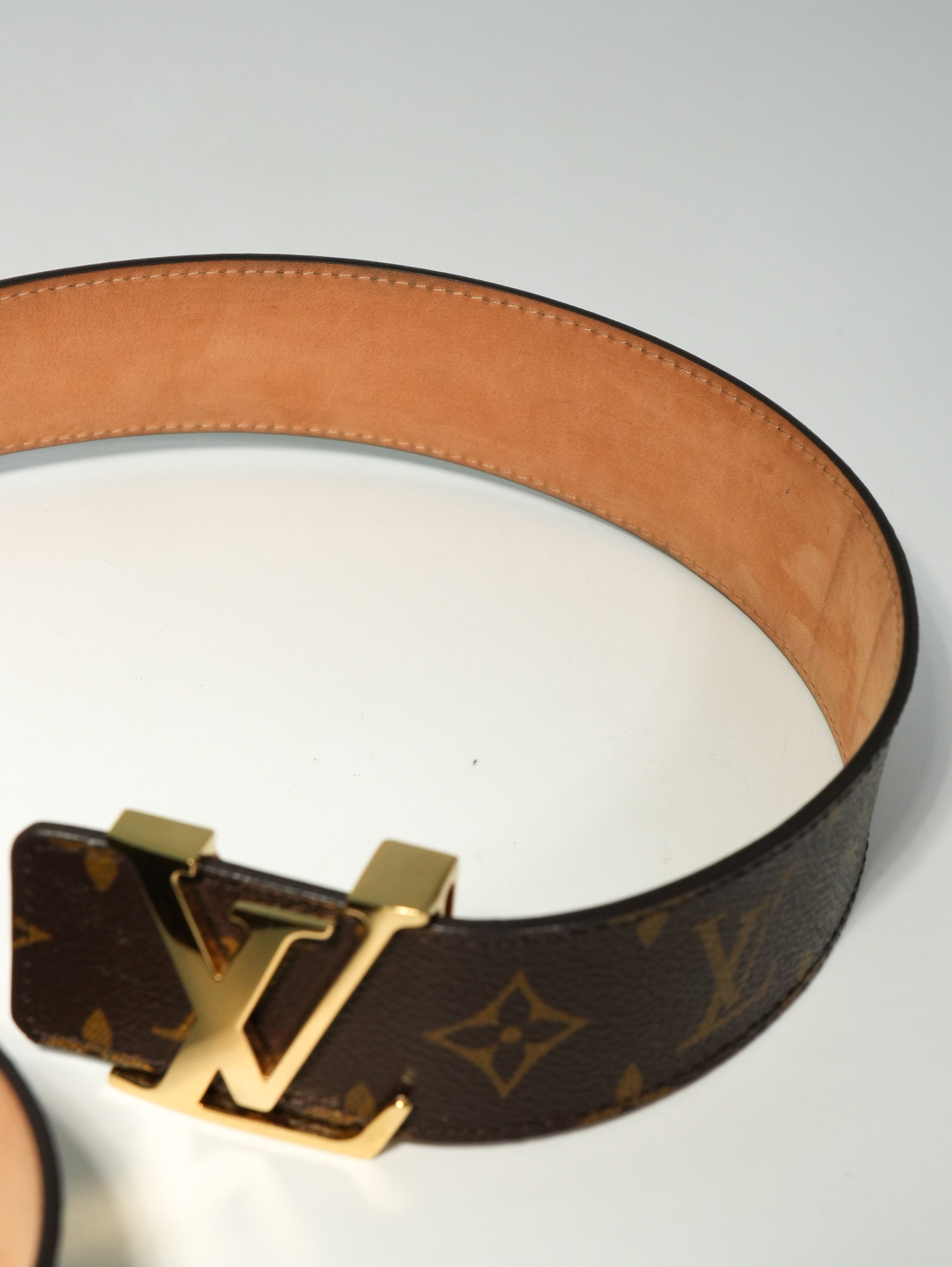 Louis Vuitton Cintura Initiales Monogram