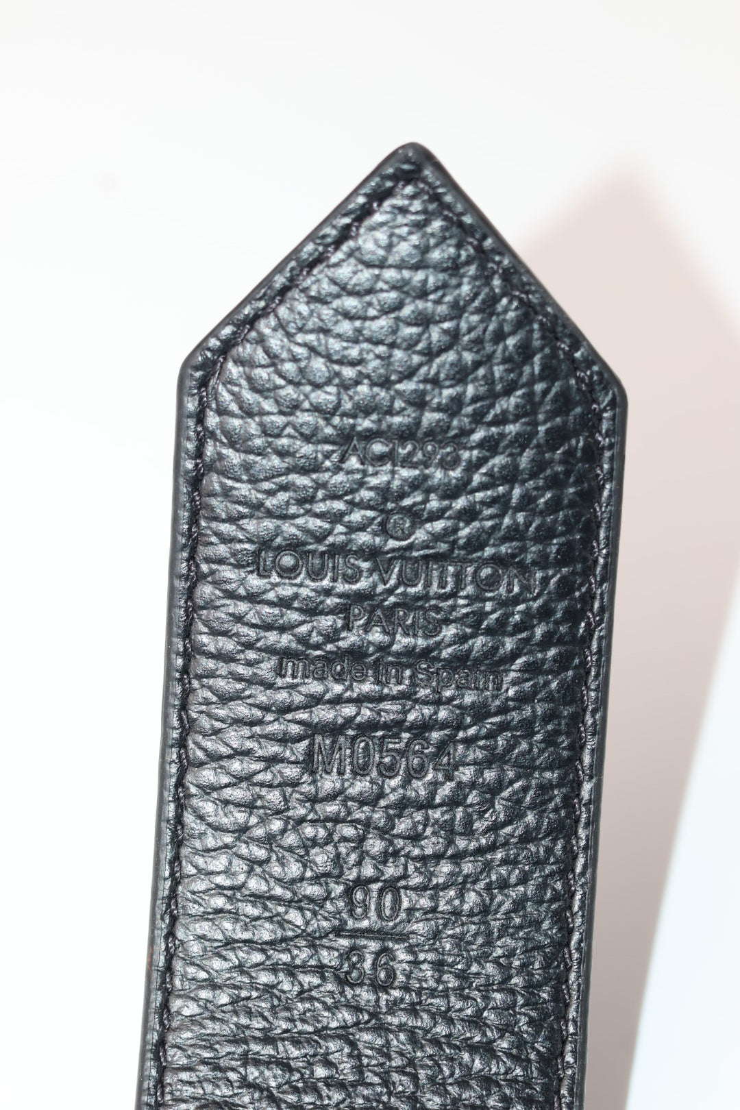 Louis Vuitton Cintura Circle Monogram