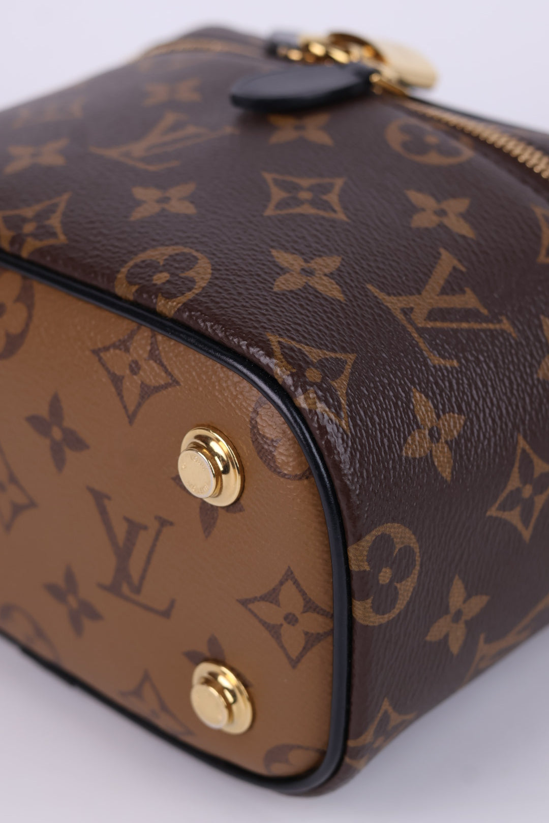 Louis Vuitton Vanity Monogram