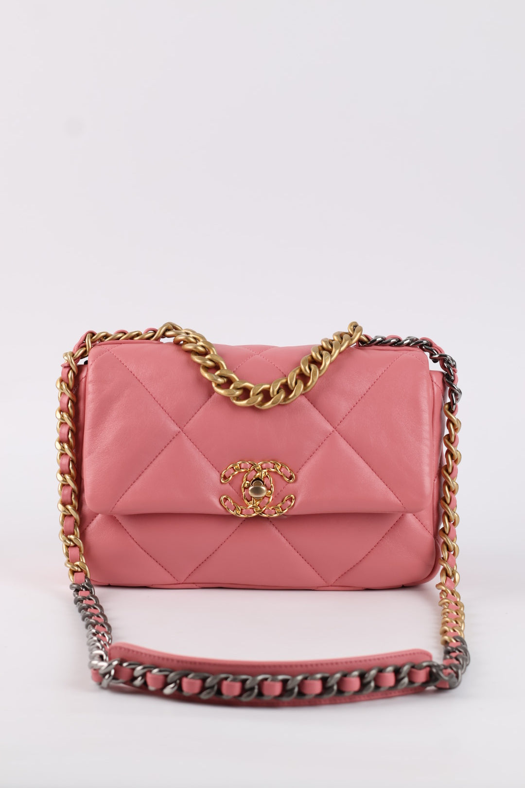 Chanel 19 in Pelle d’Agnello