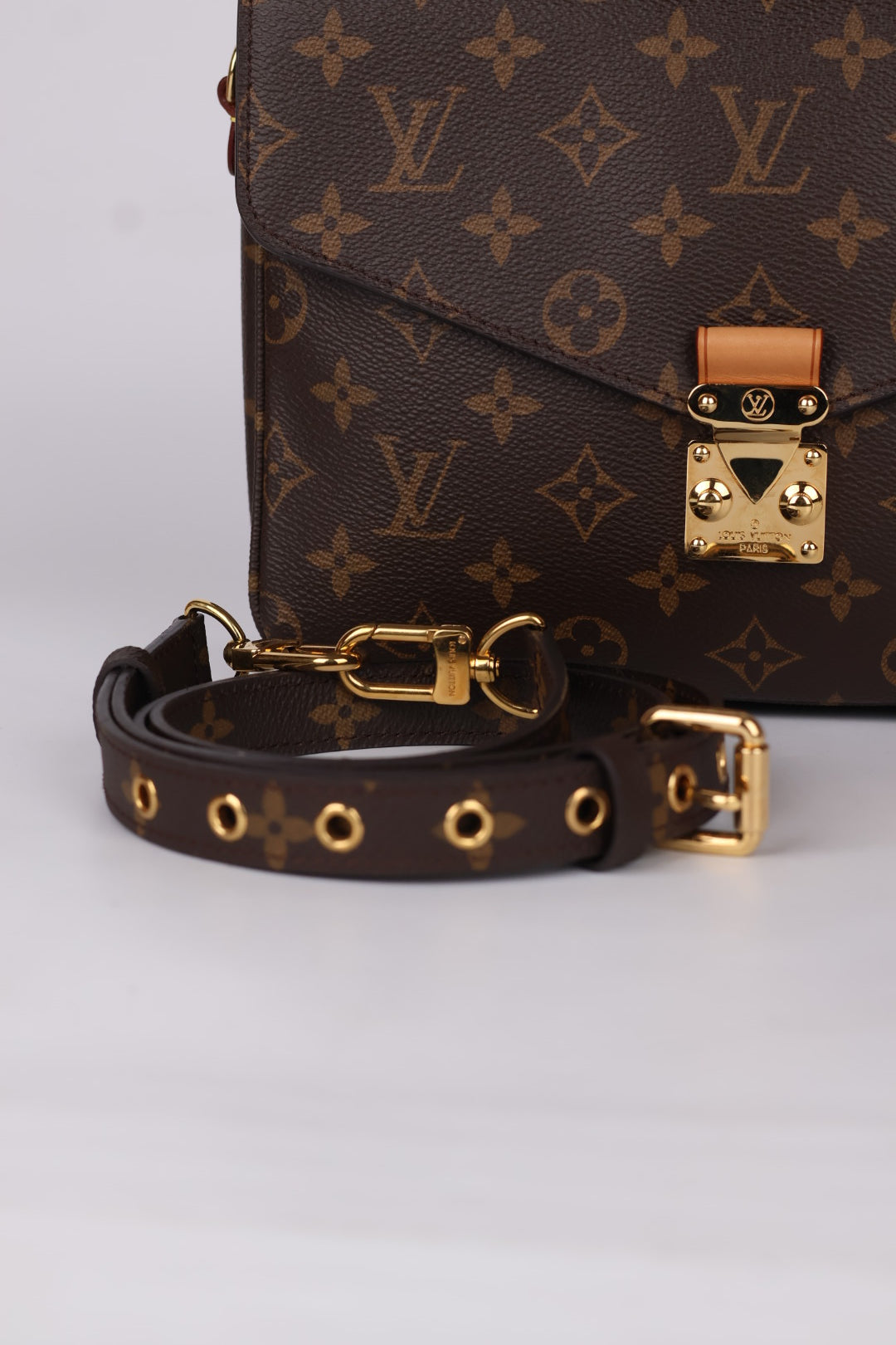 Louis Vuitton Métis Monogram