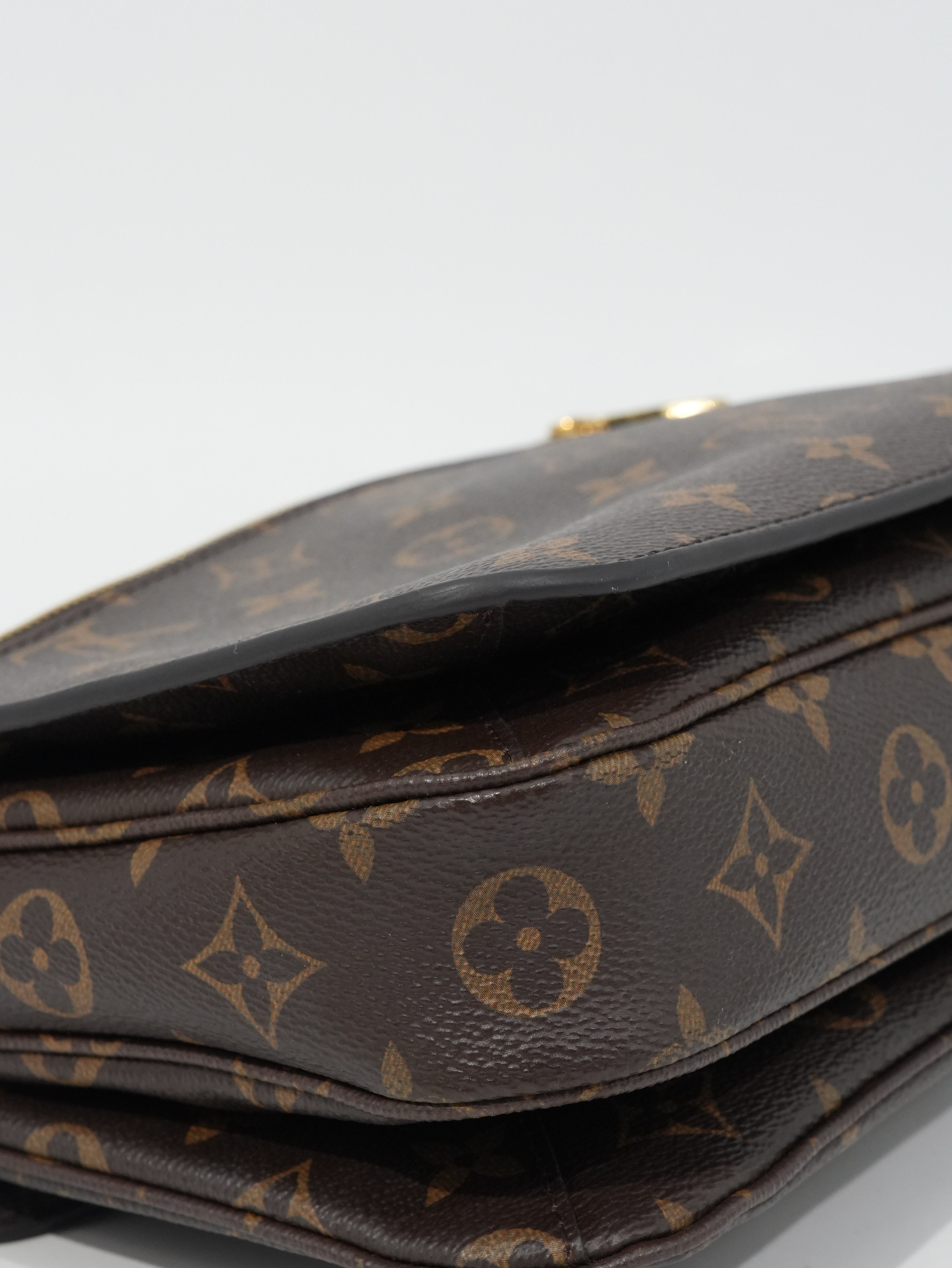 Louis Vuitton Métis Monogram