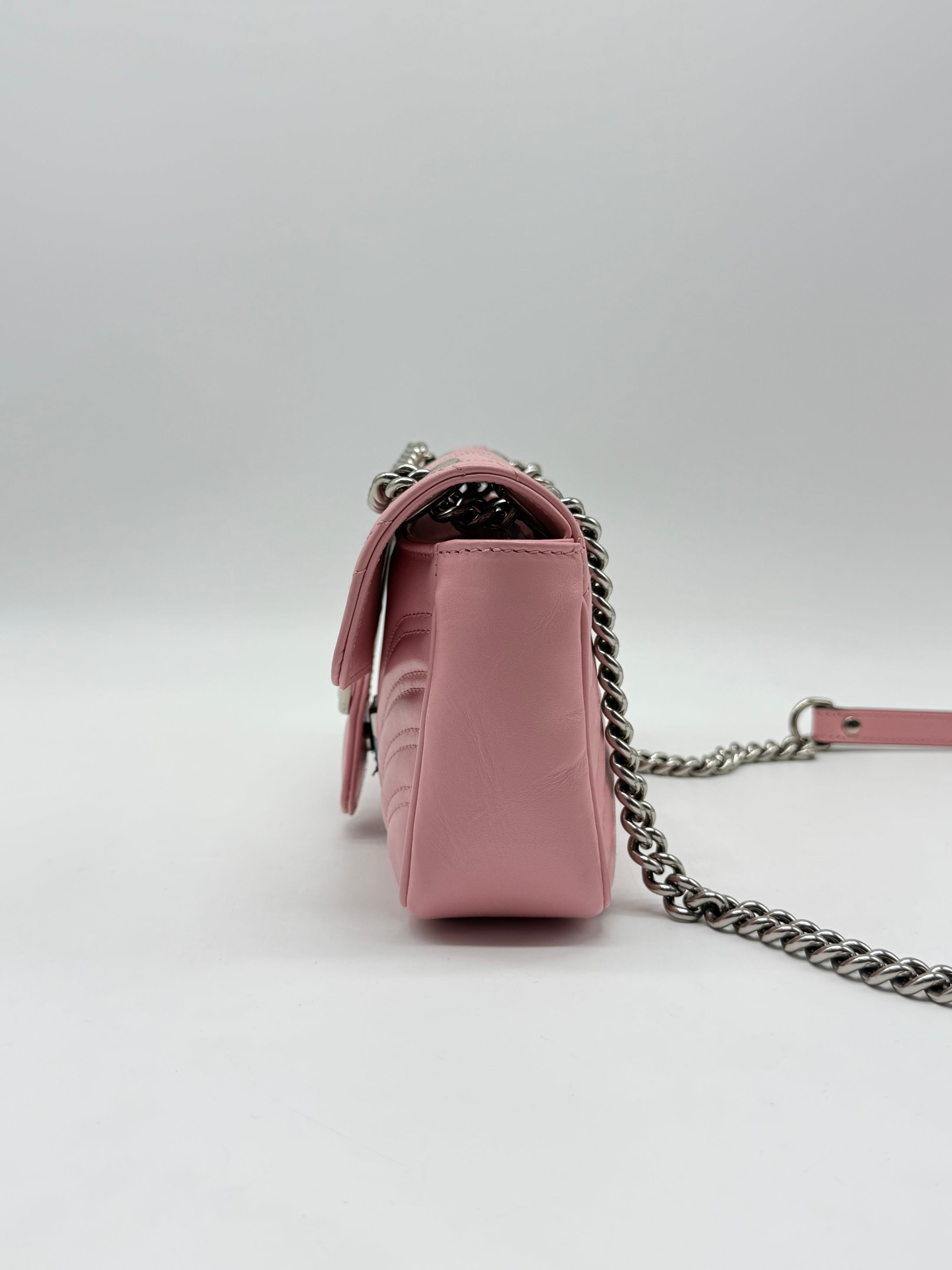 Gucci Marmont Matelassé 22cm