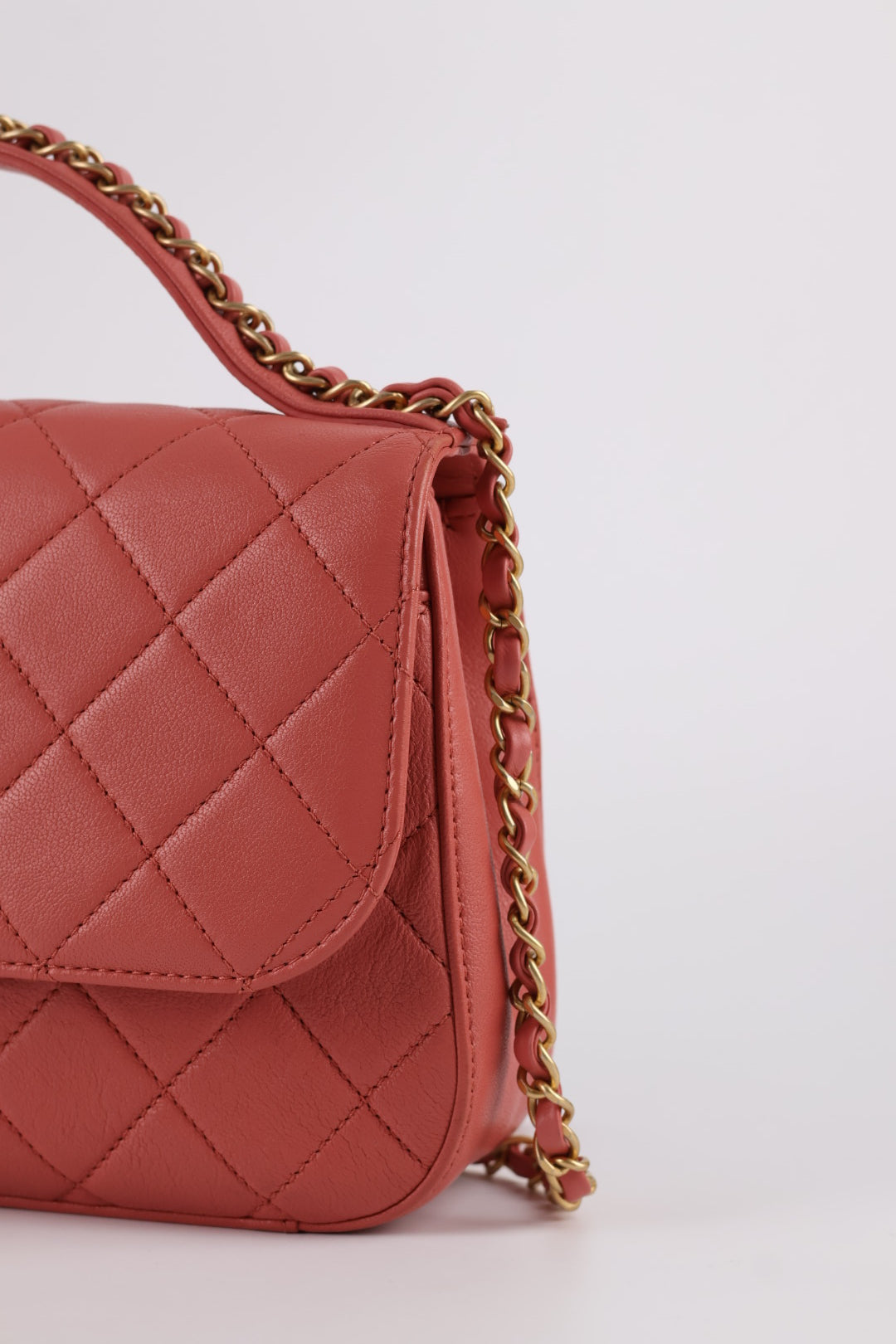 Chanel Infinity Chain Matelassé