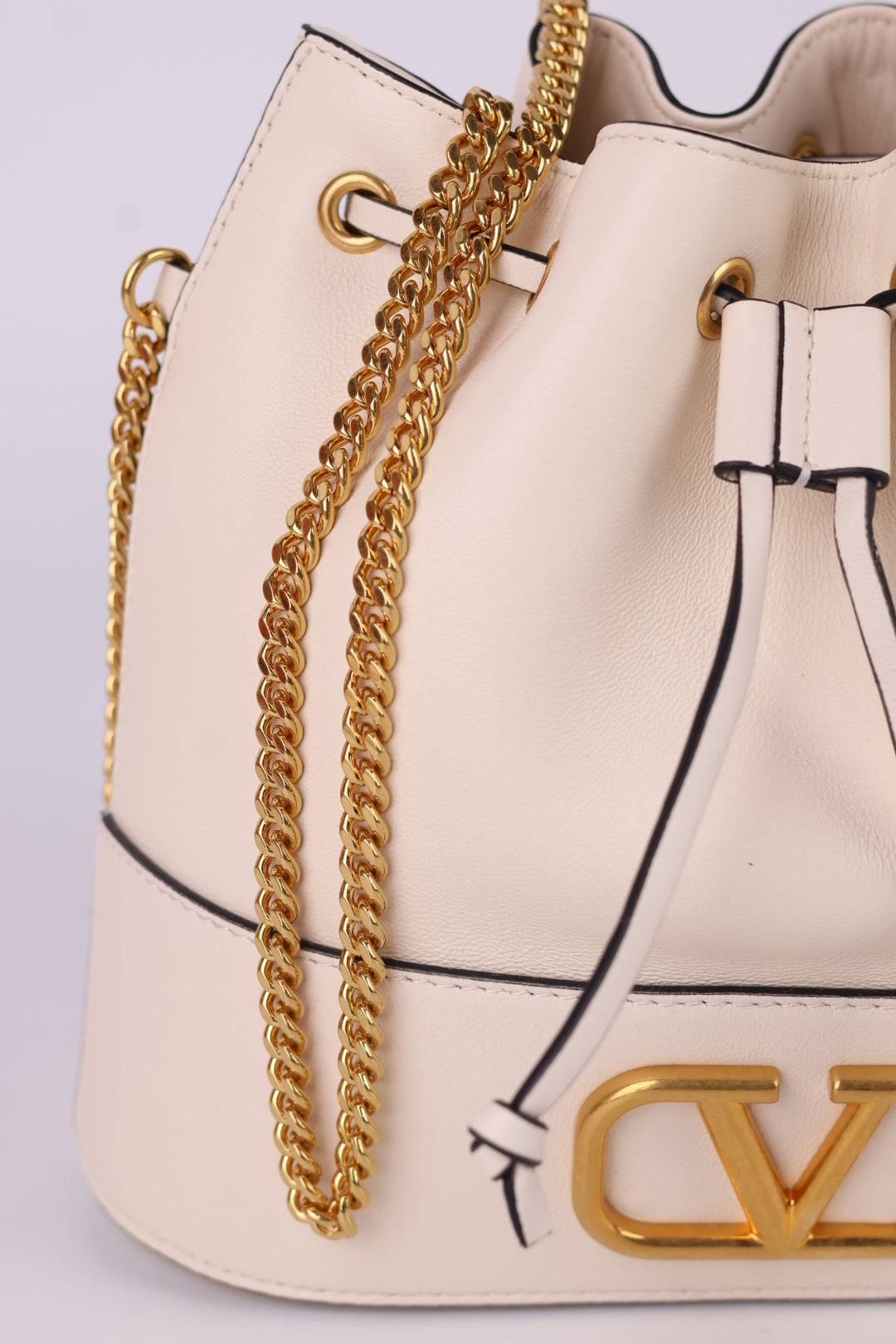 Valentino Mini Bucket V Logo
