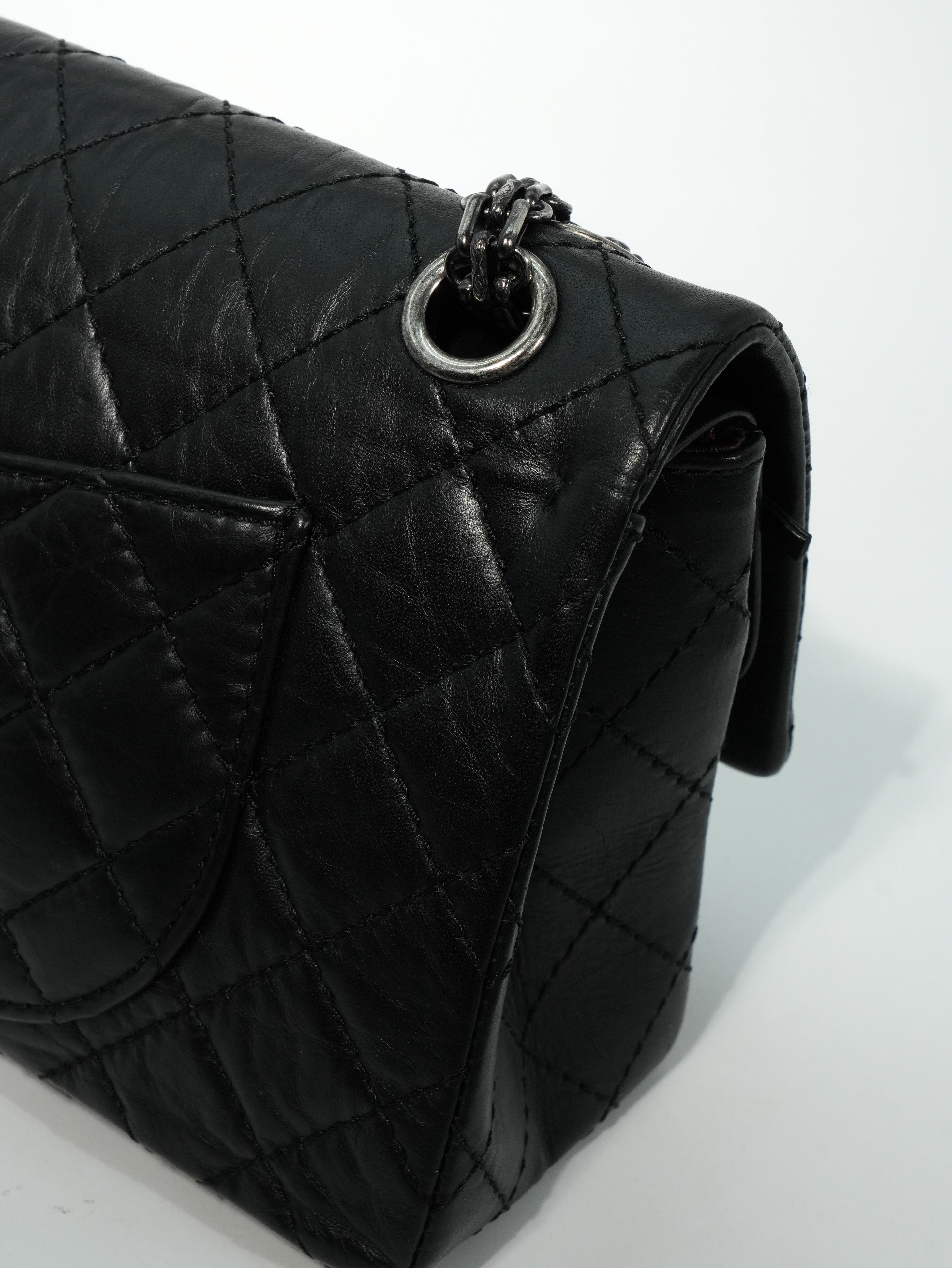 Chanel 2.55 Reissue