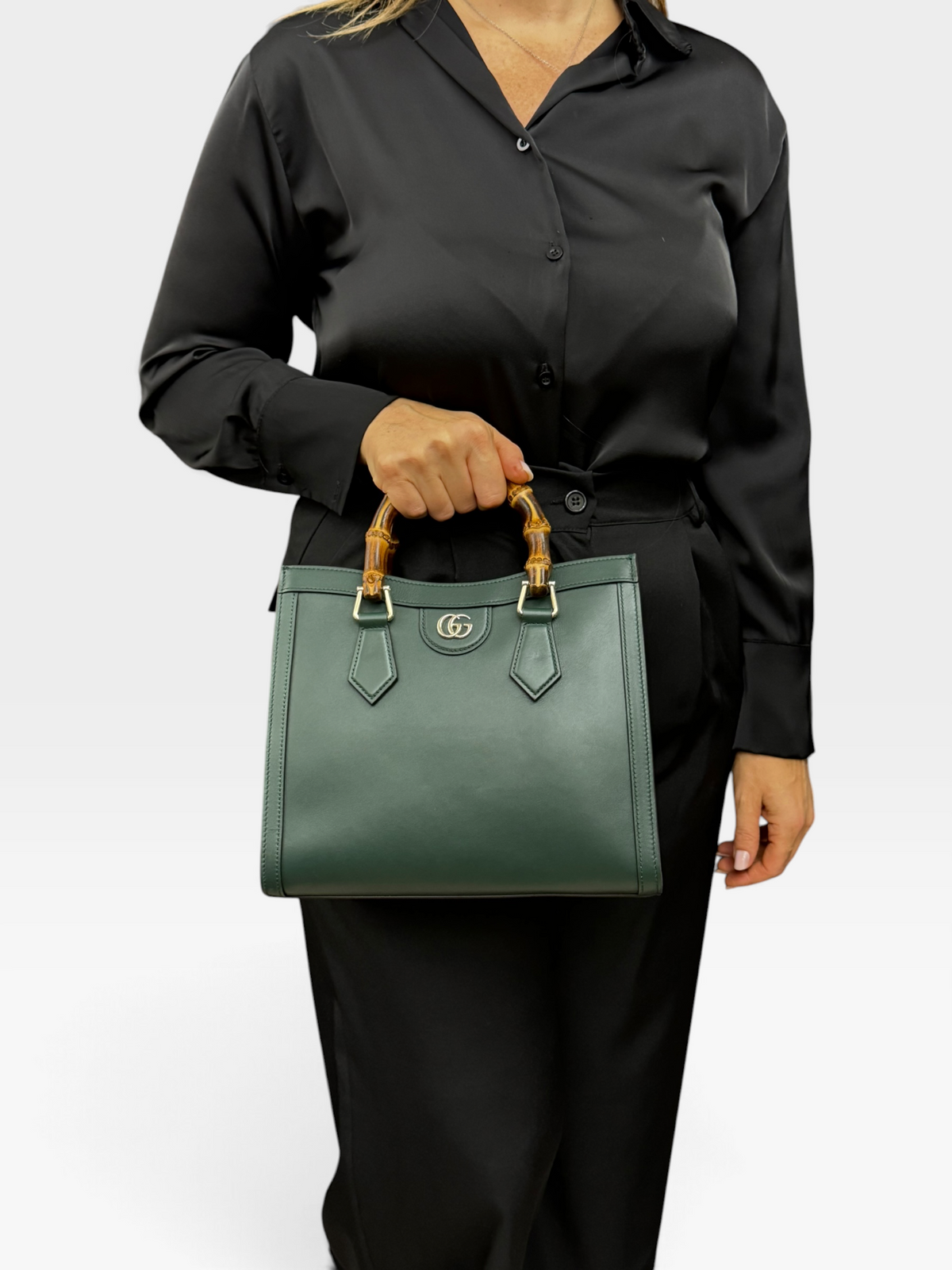 Gucci Diana Small in Pelle