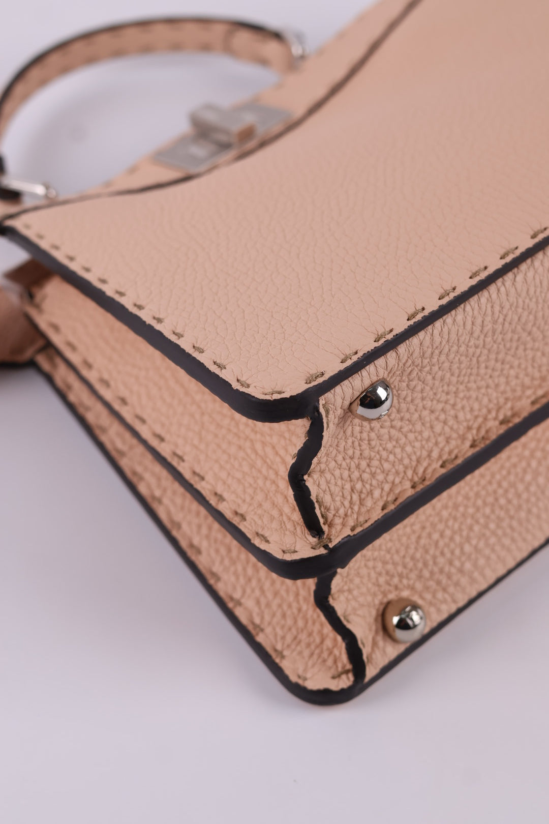 Fendi Peekaboo Small Iseeu Selleria