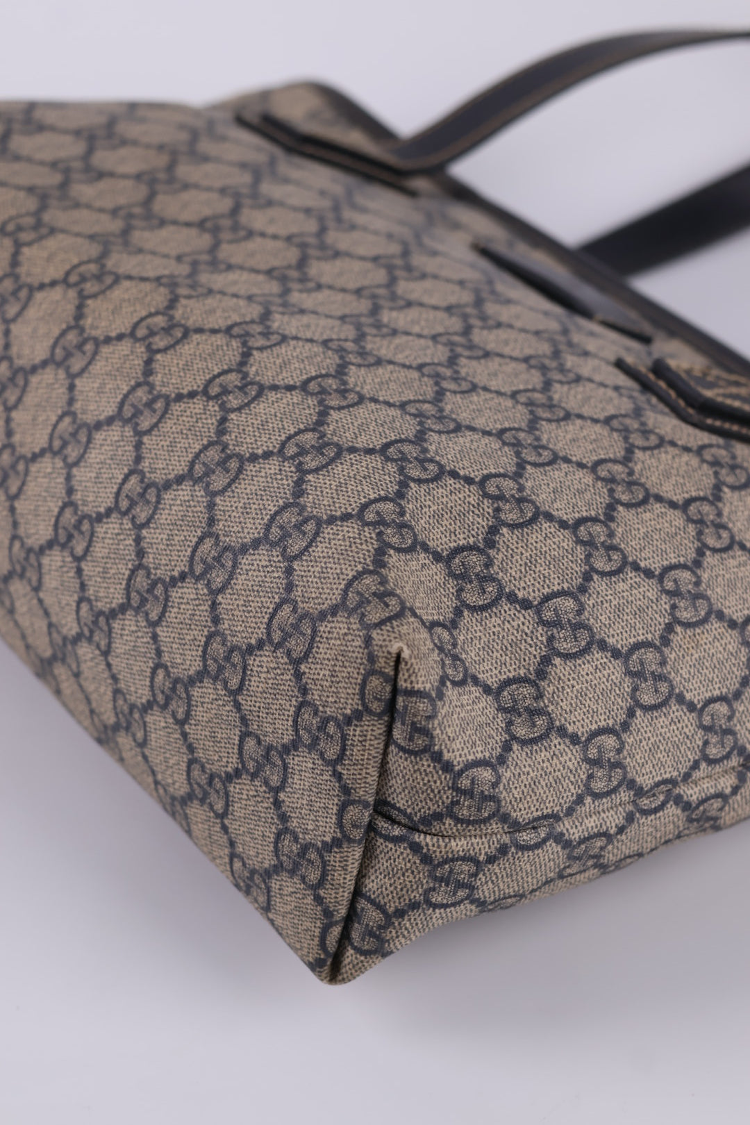 Gucci Tote GG Supreme Small