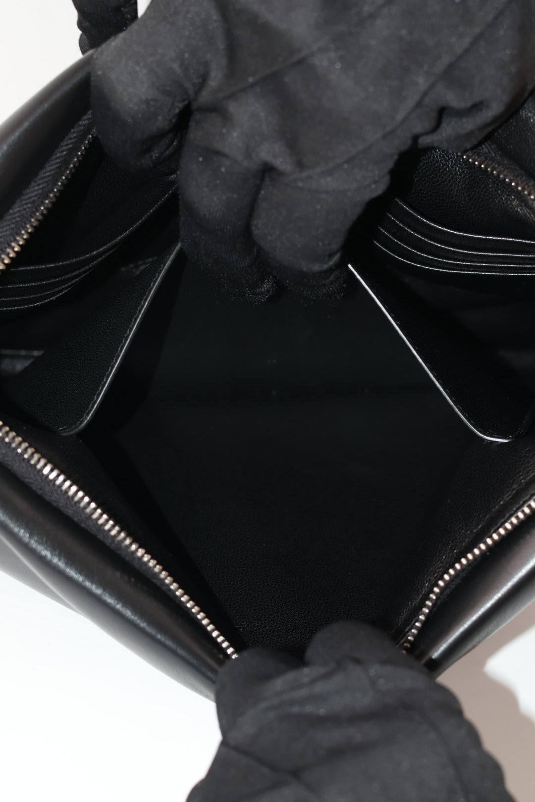 Saint Laurent New Pouch
