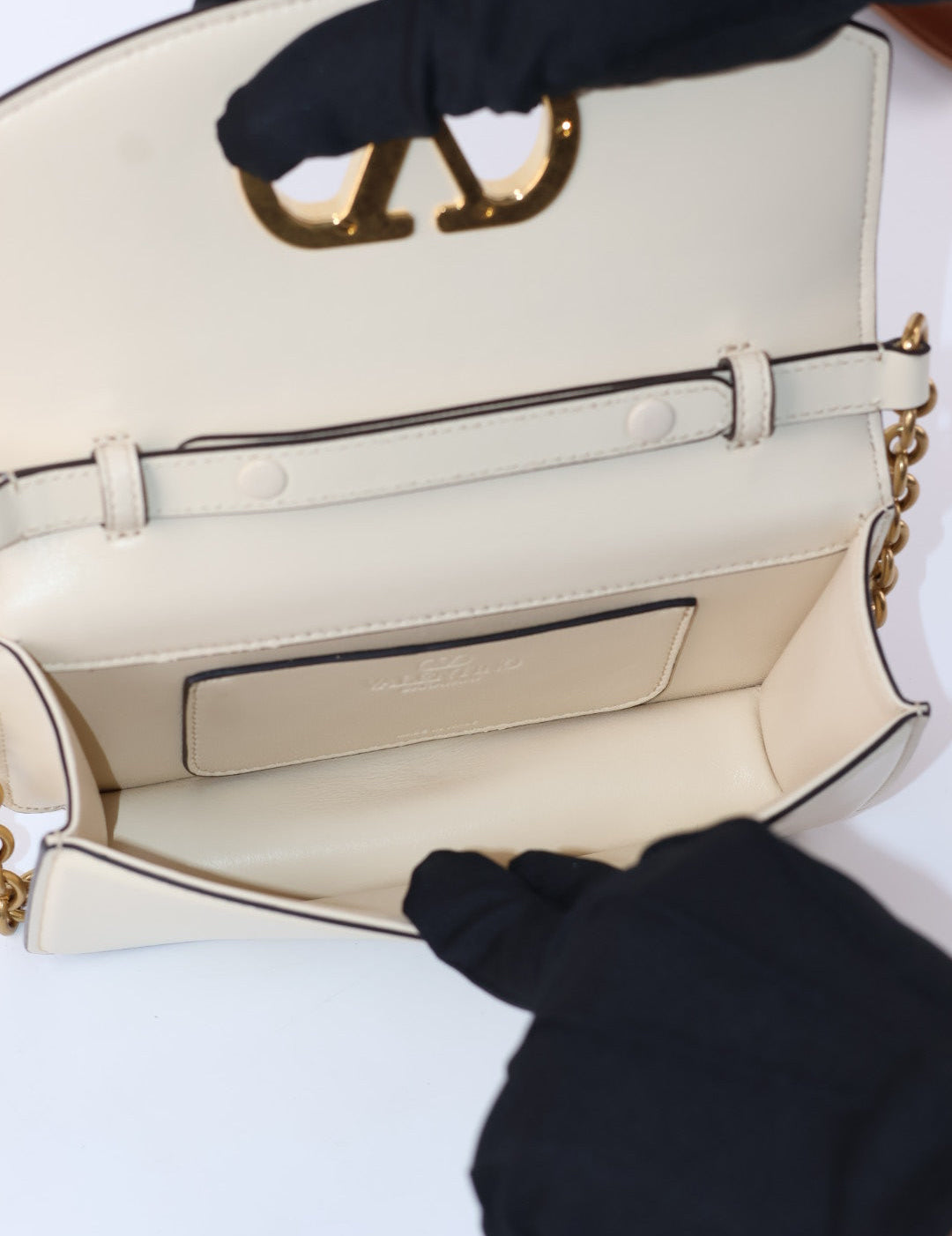 Valentino Clutch Vain in Pelle