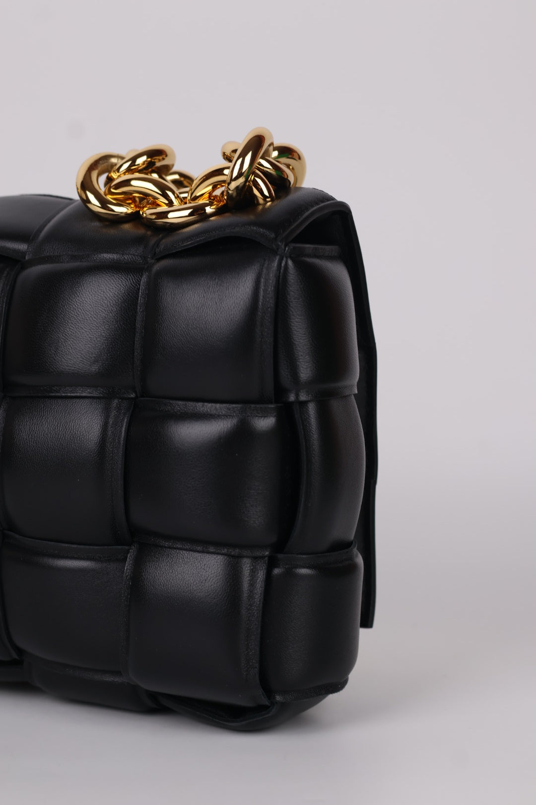 Bottega Veneta Chain Cassette