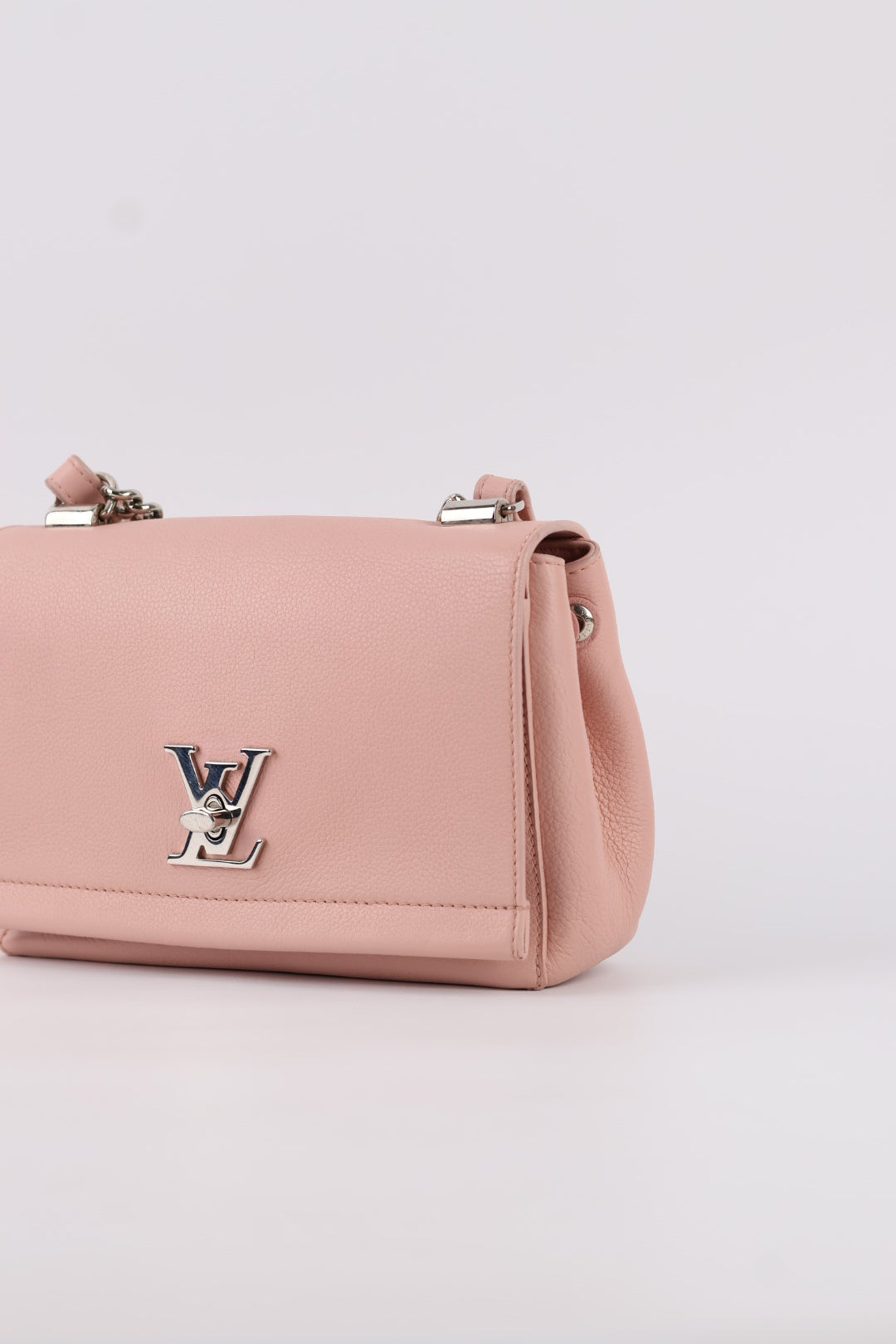 Louis Vuitton Lockme BB