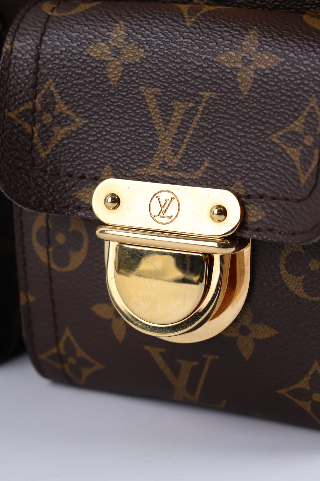 Louis Vuitton Manhattan Monogram