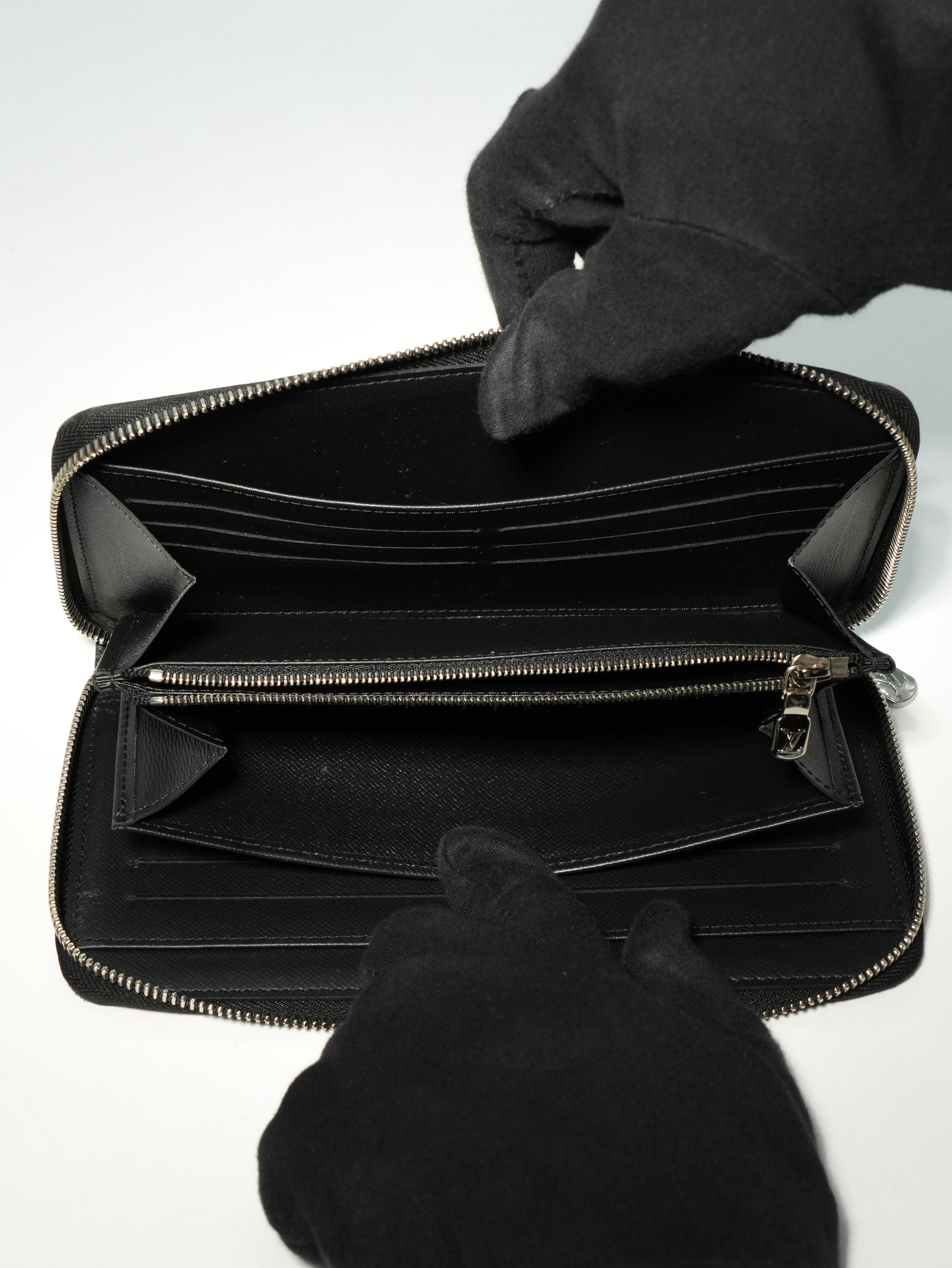 Louis Vuitton Portafoglio Zippy Damier Graphite