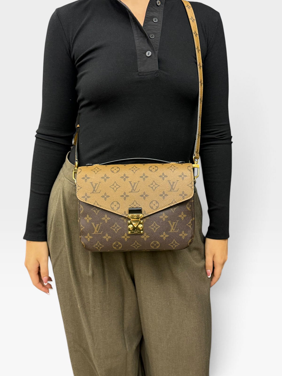 Louis Vuitton Métis Reverse