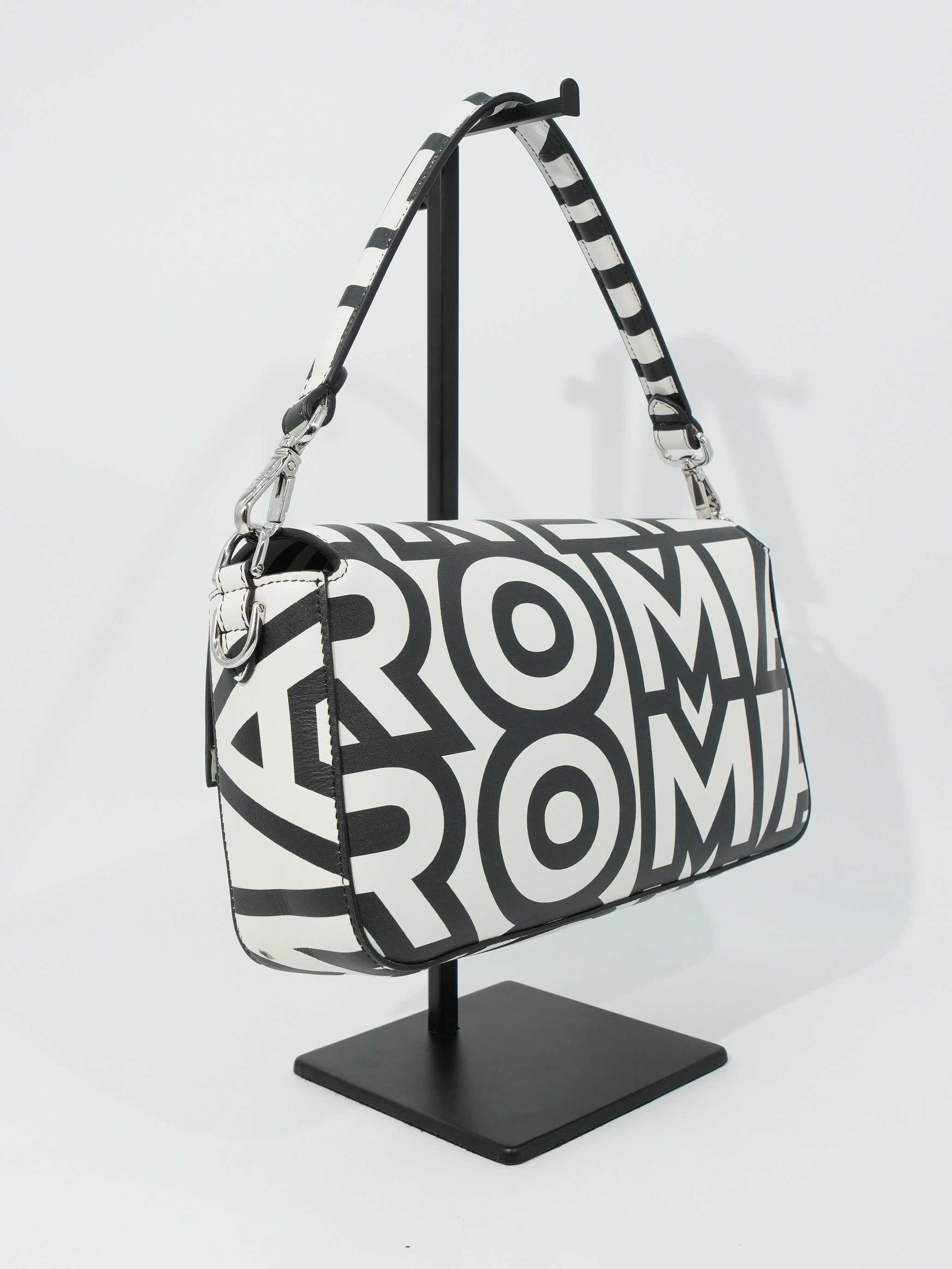 Fendi Baguette Media Marc Jacobs