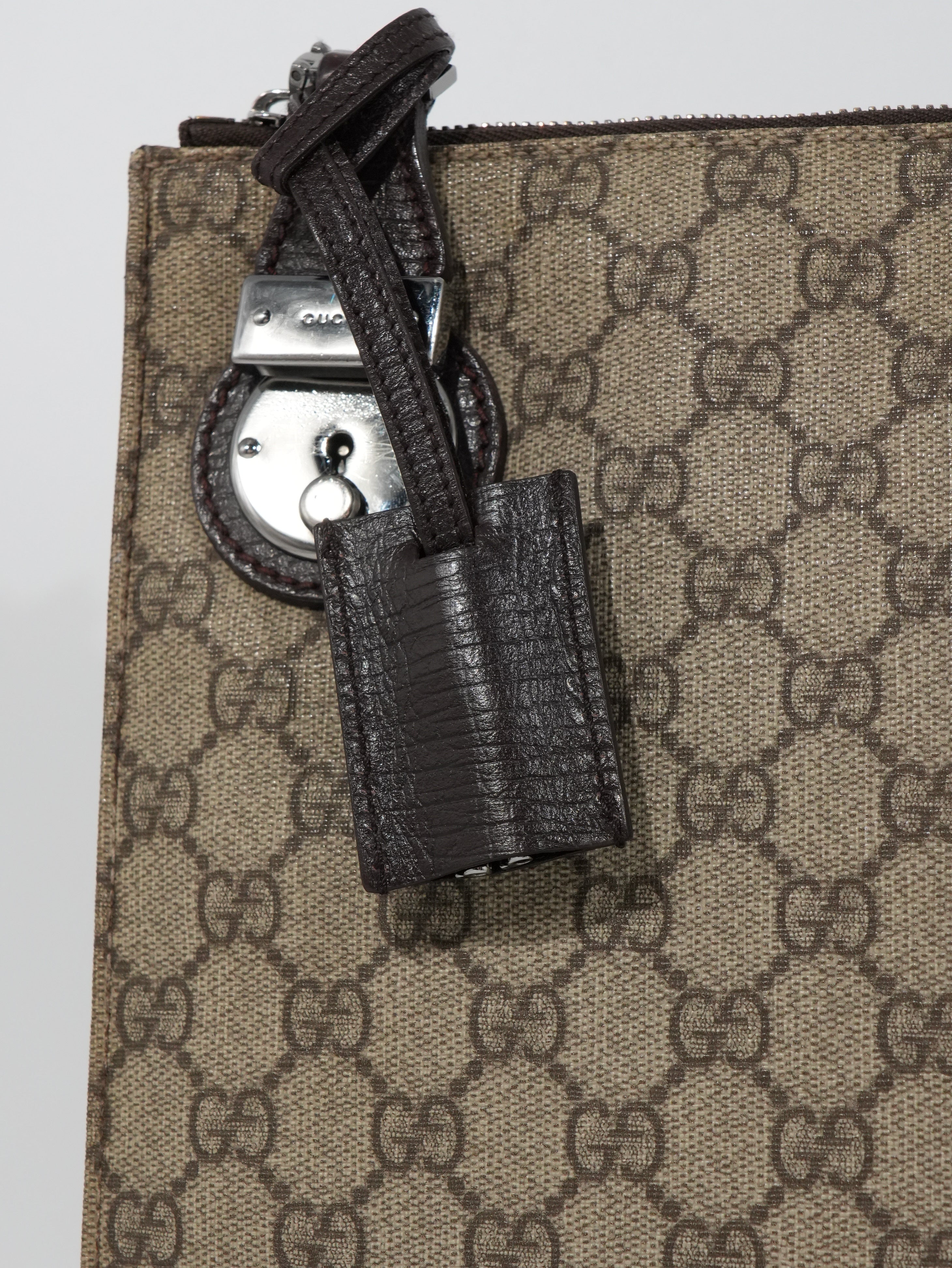 Gucci Porta Tablet GG Supreme