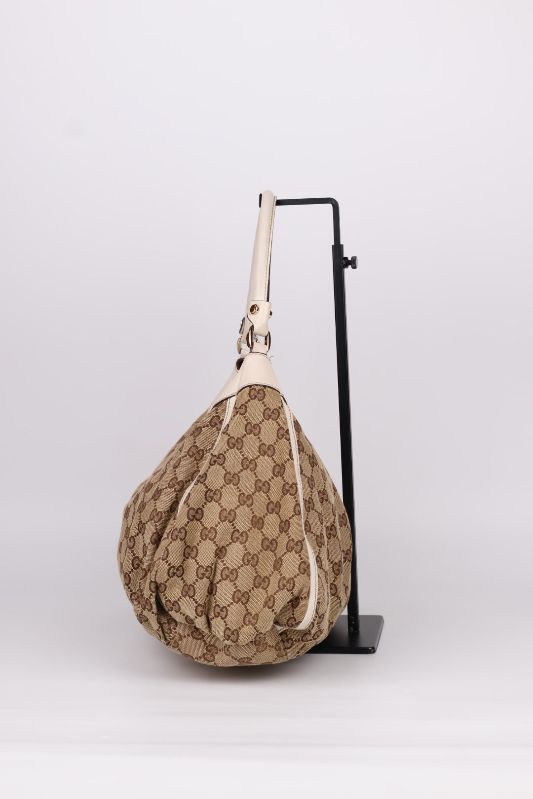 Gucci Abbey D-Ring GG Supreme