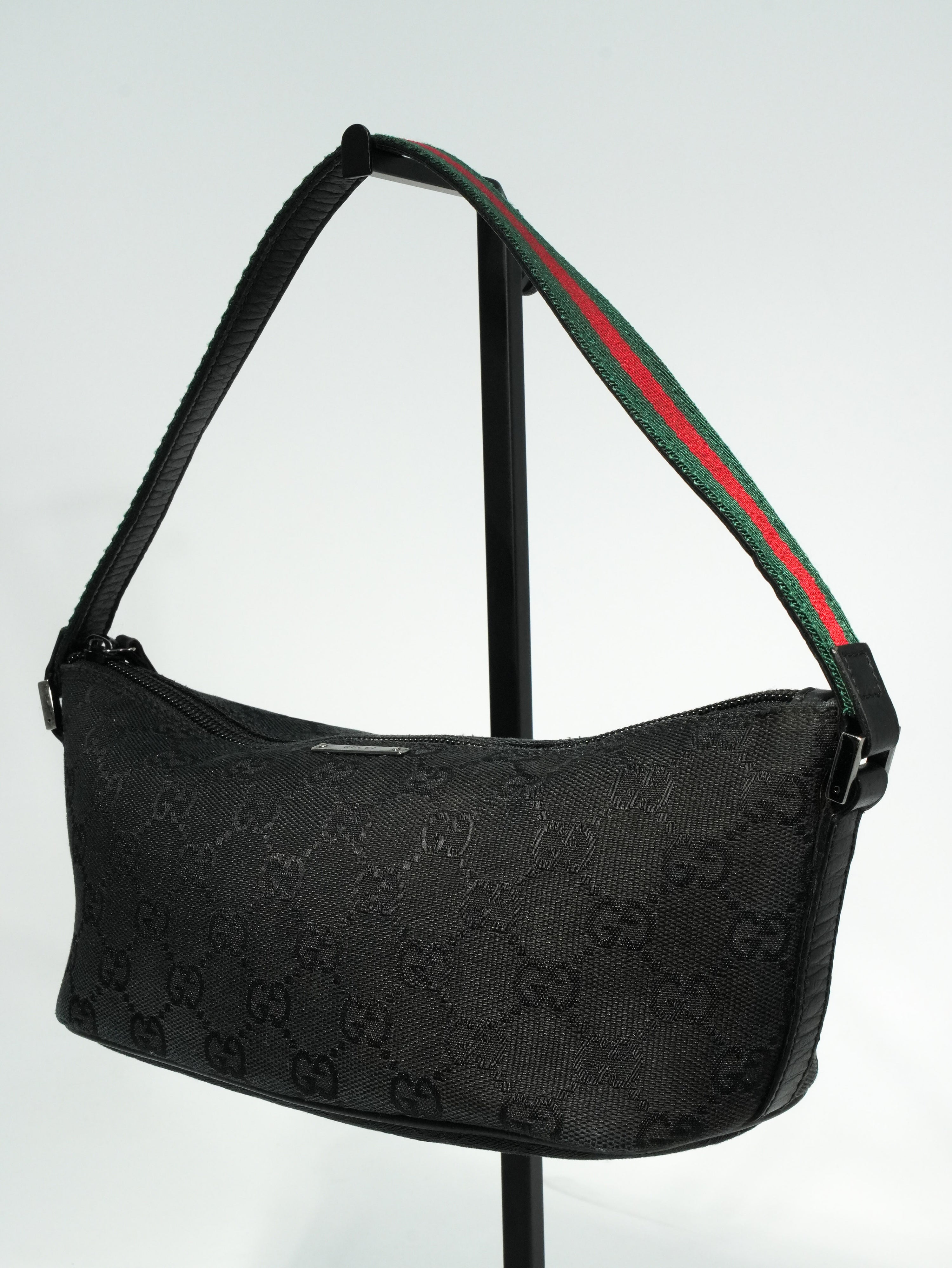 Gucci Boat Bag GG Wave