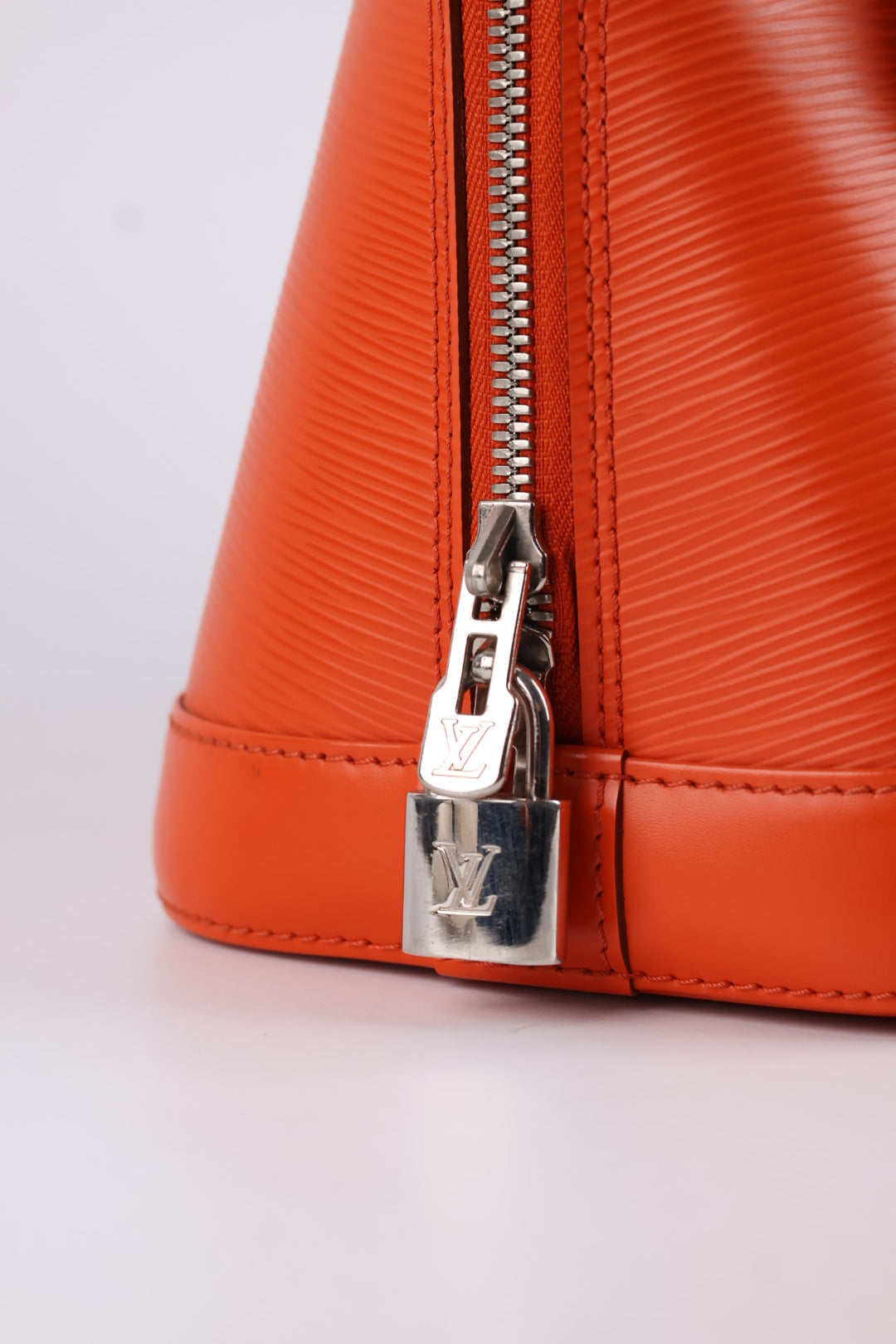 Louis Vuitton Alma Pm Epi