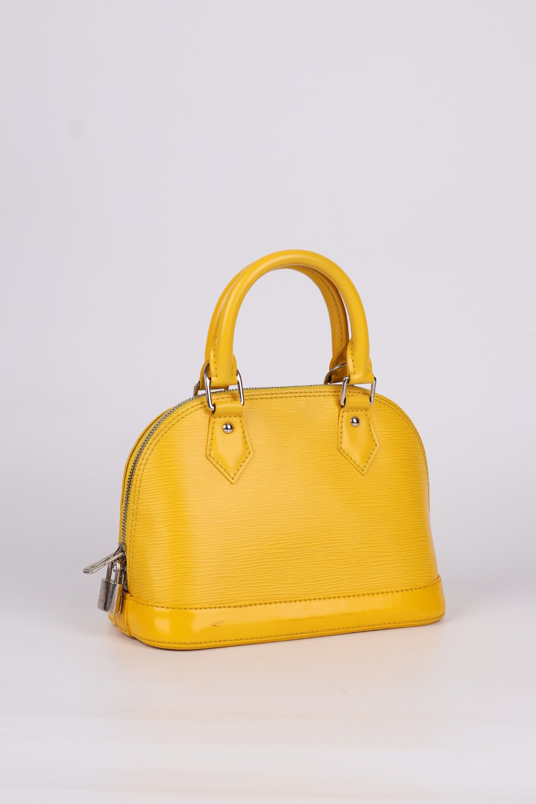Louis Vuitton Alma BB Epi