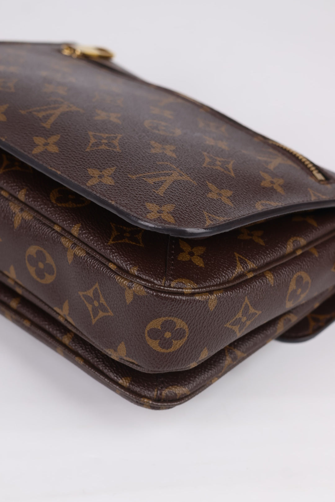 Louis Vuitton Métis Monogram