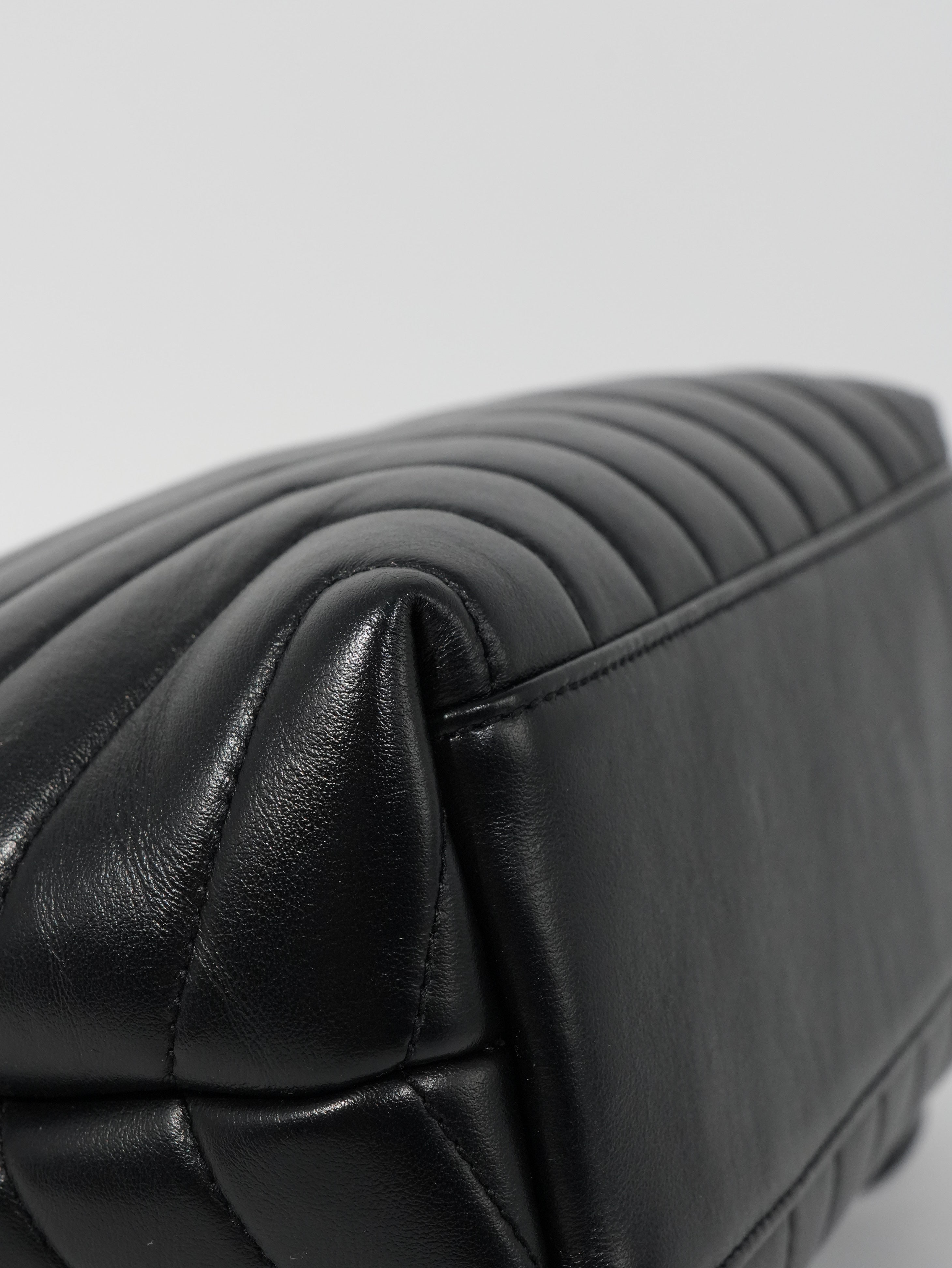 Saint Laurent Lou Lou Shopping