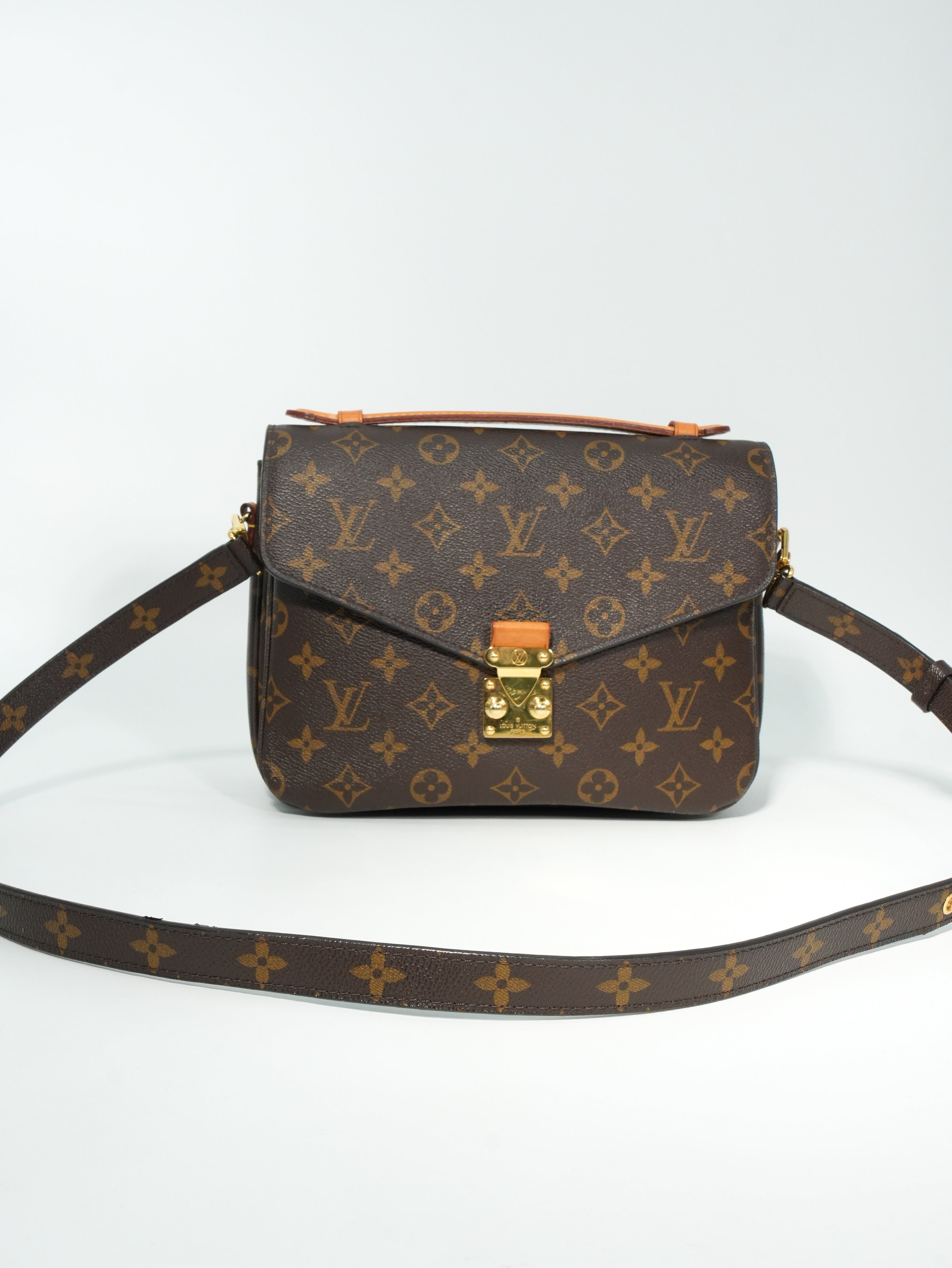 Louis Vuitton Métis Monogram