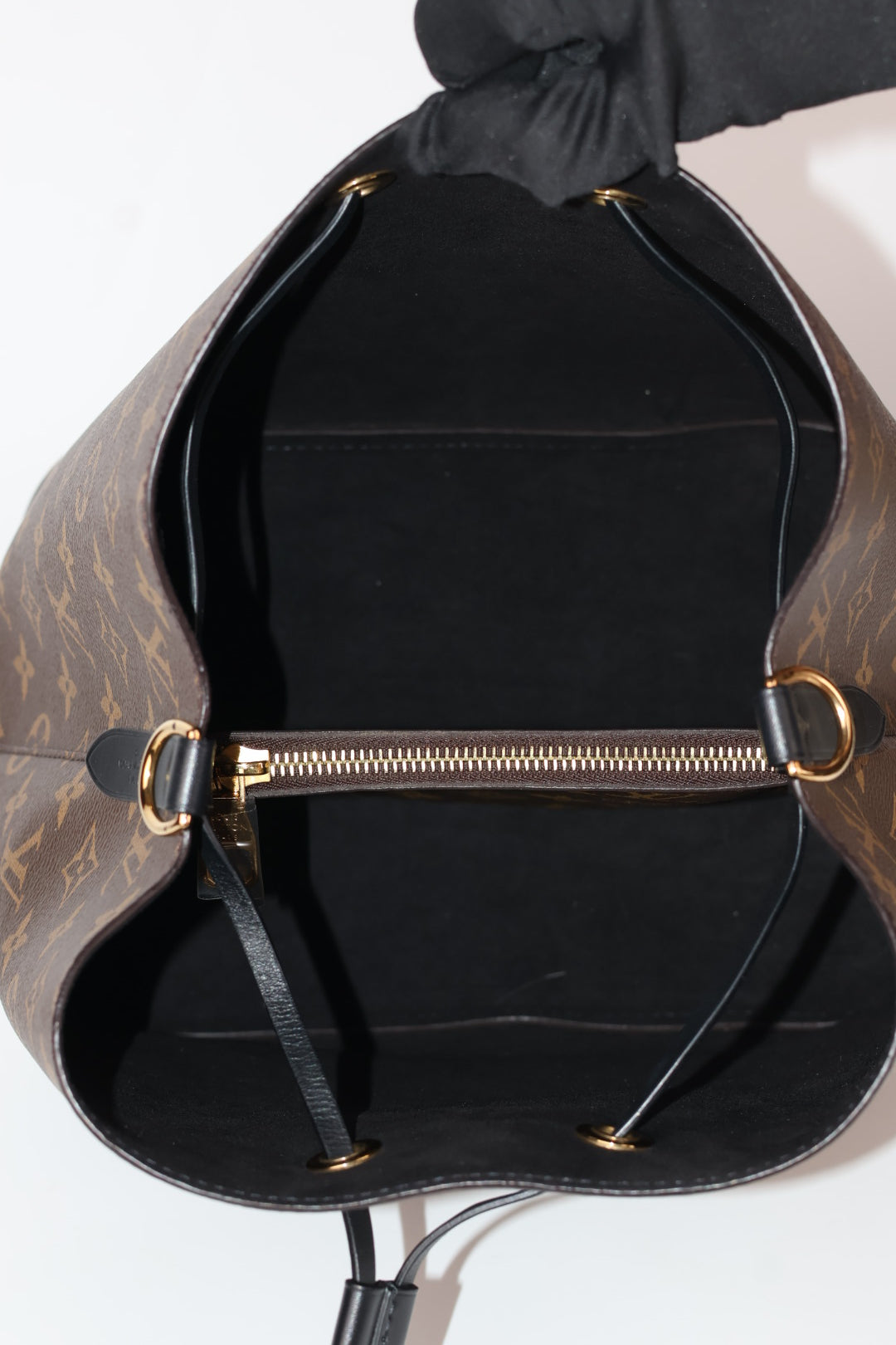 Louis Vuitton Neo Noé MM Monogram