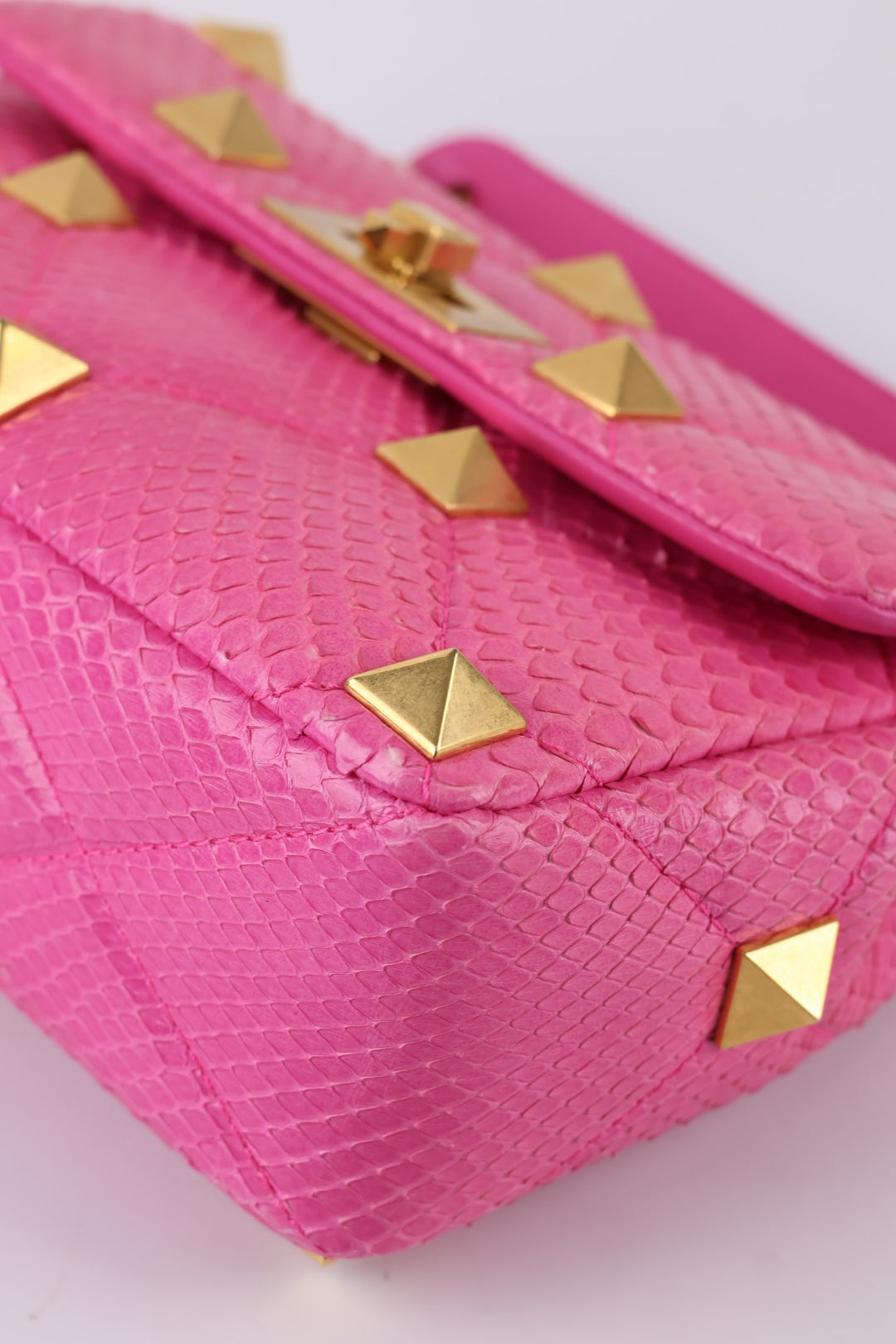 Valentino Roman Stud Pitone