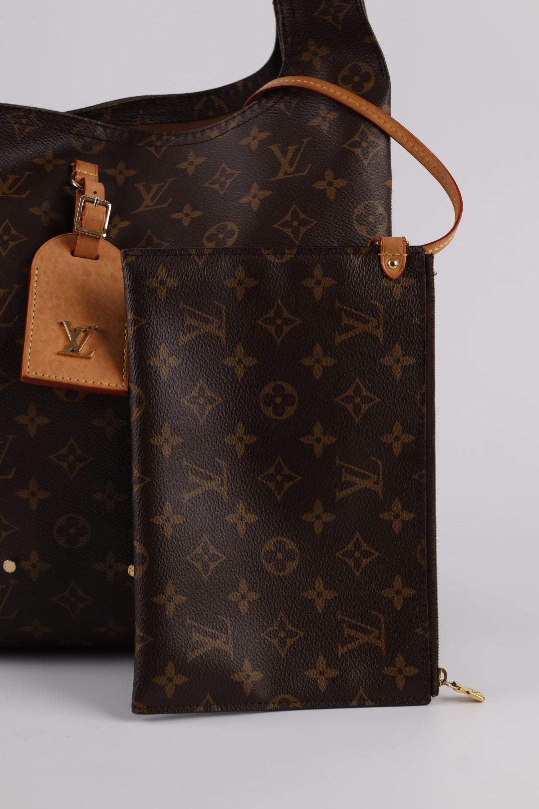 Louis Vuitton Atlantis GM Monogram