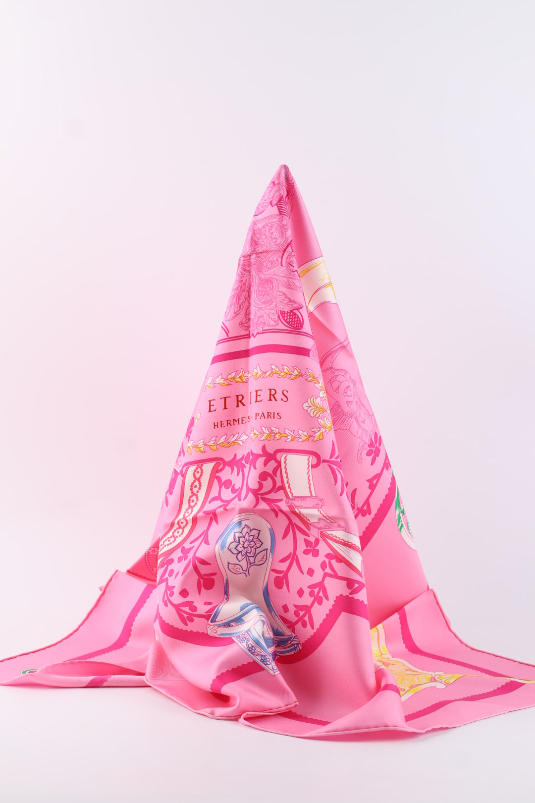 Hermès Carré 90 Etriers Remix in Seta