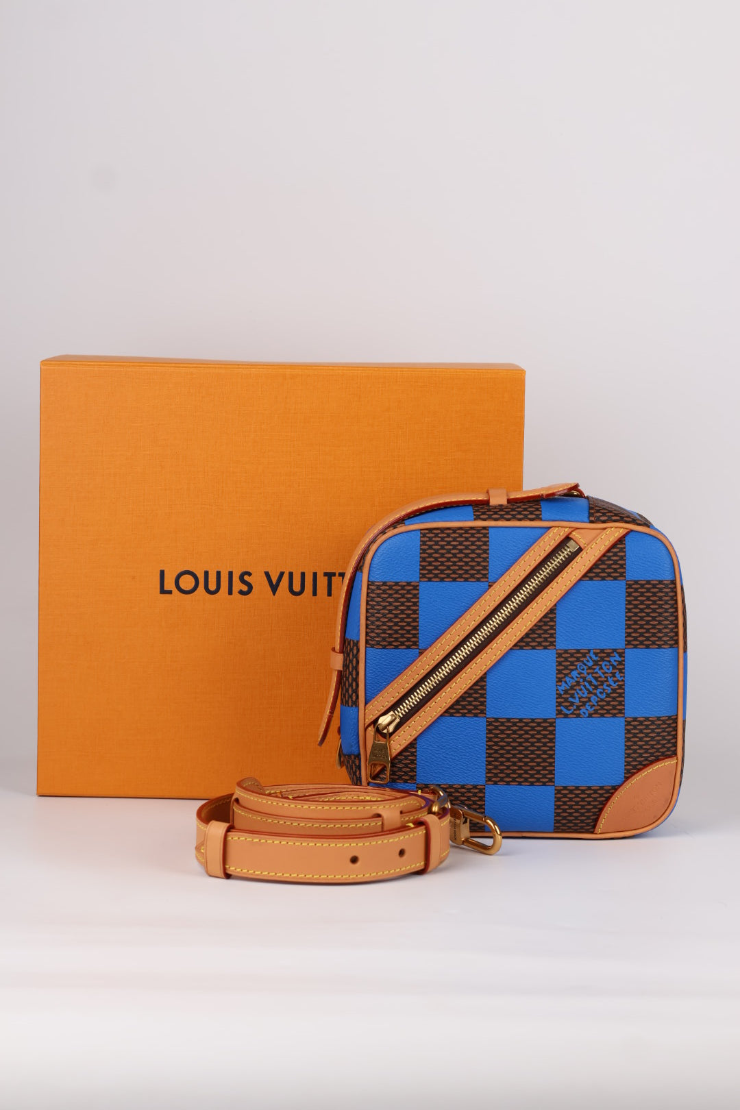 Louis Vuitton Chess Messenger Damier Pop