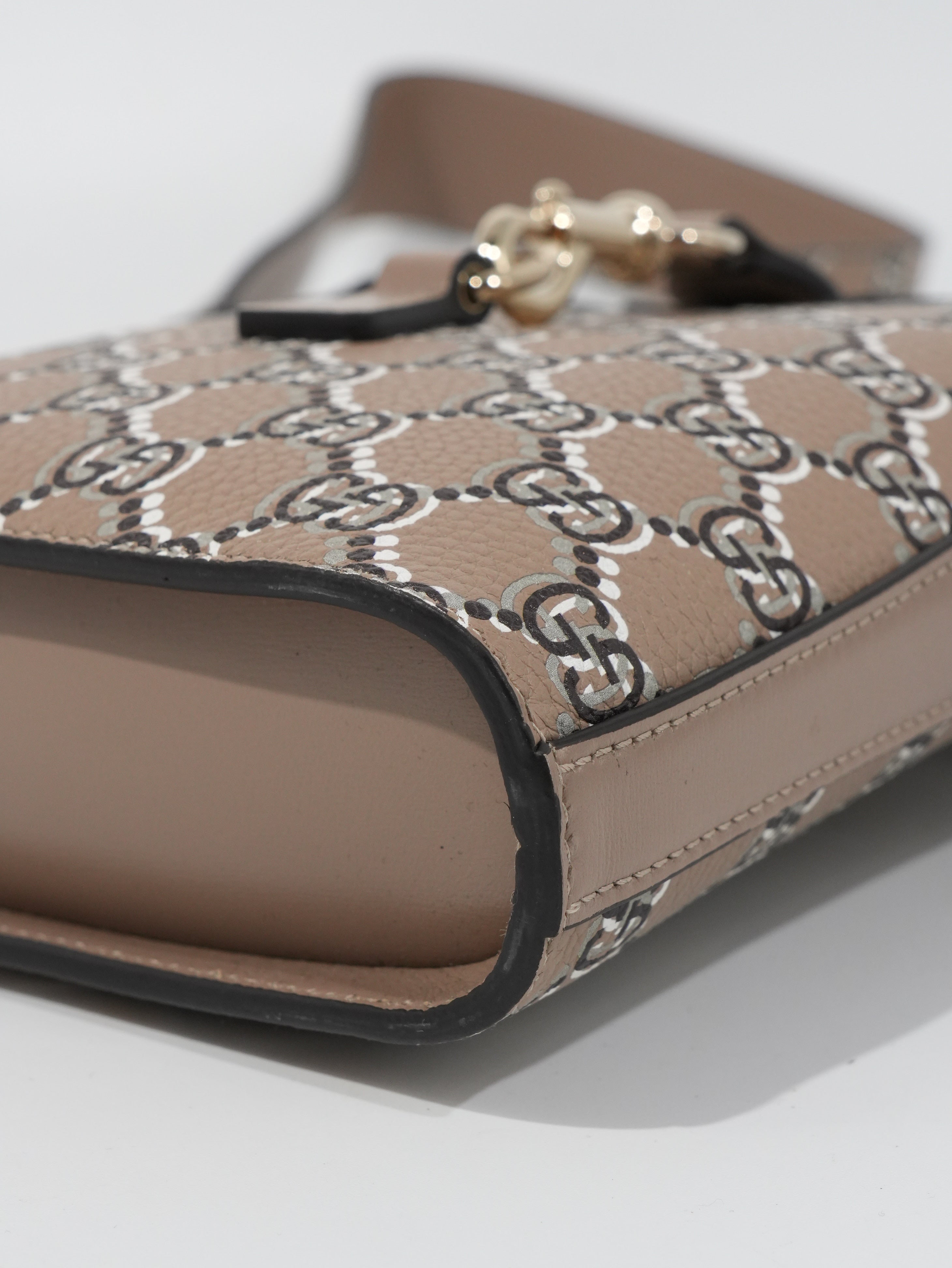 Gucci Mini Bucket GG in Pelle