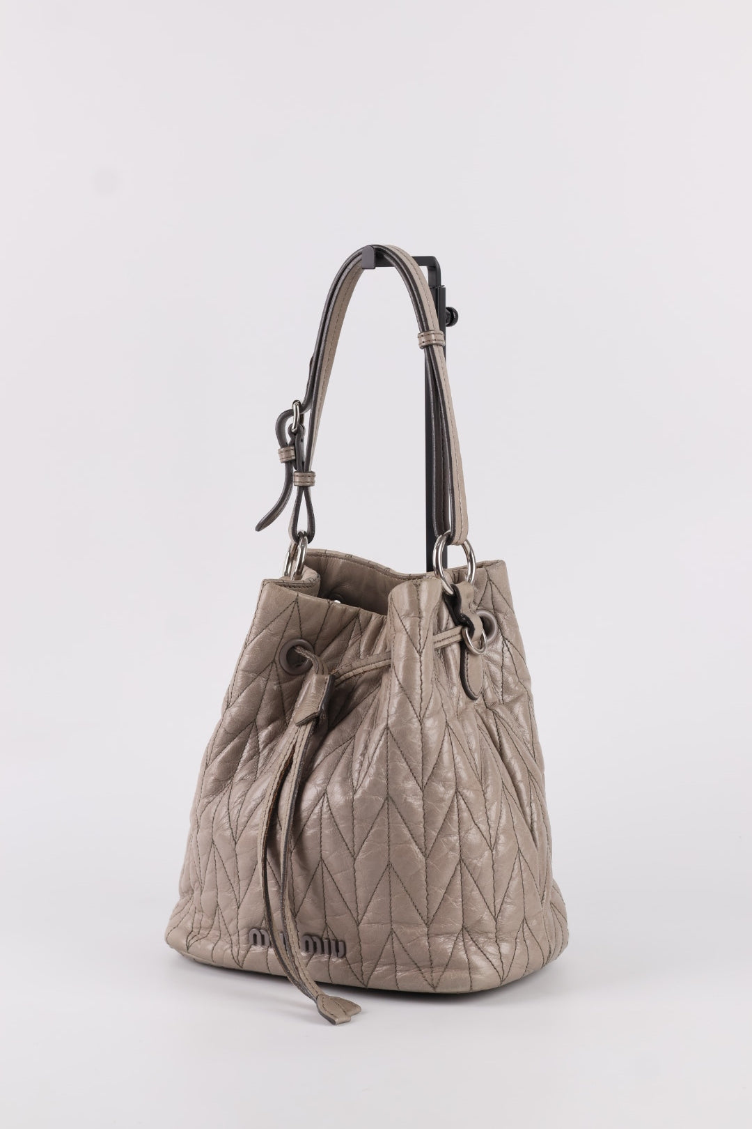 Miu Miu Bucket in Pelle