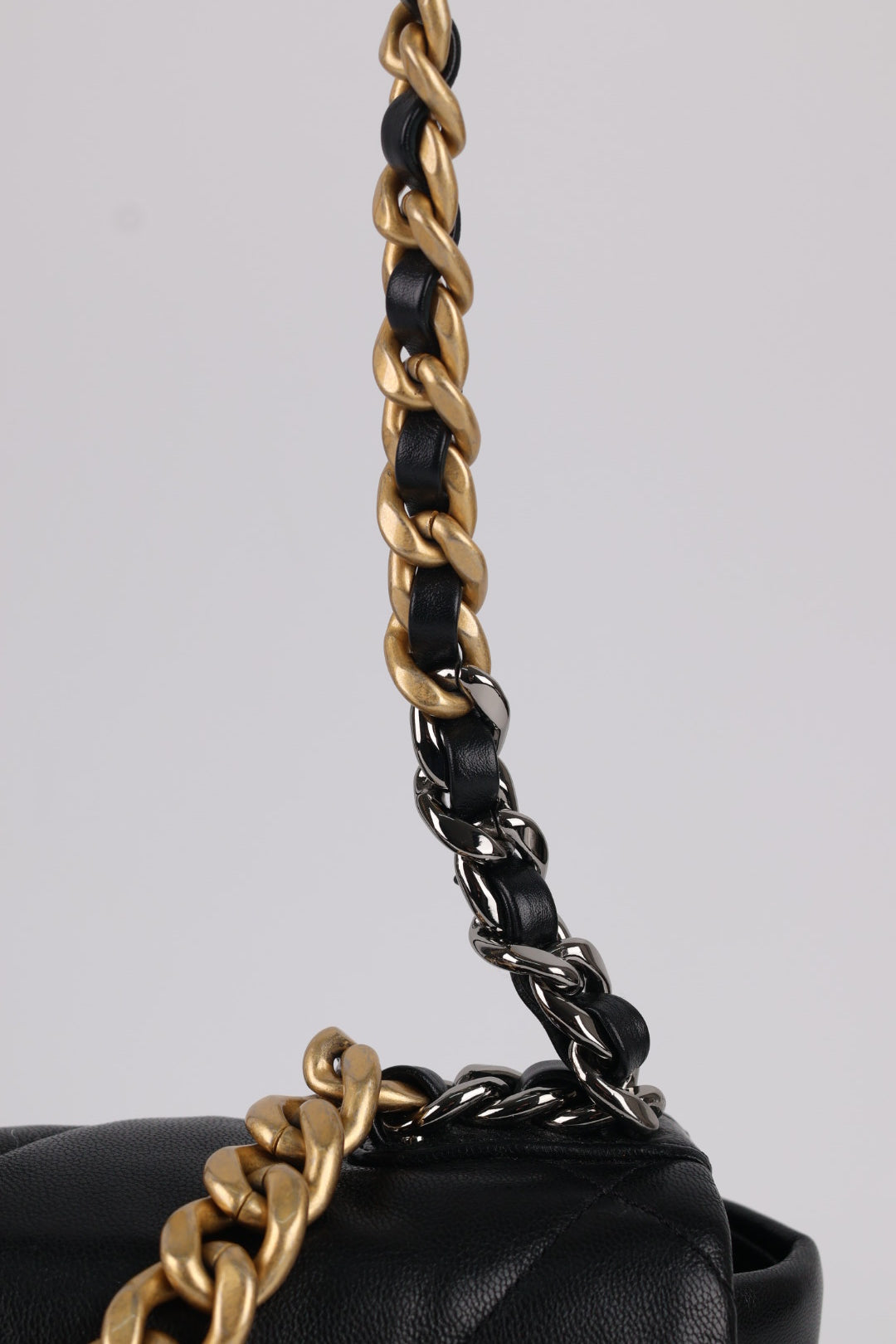 Chanel 19 in Pelle d’Agnello