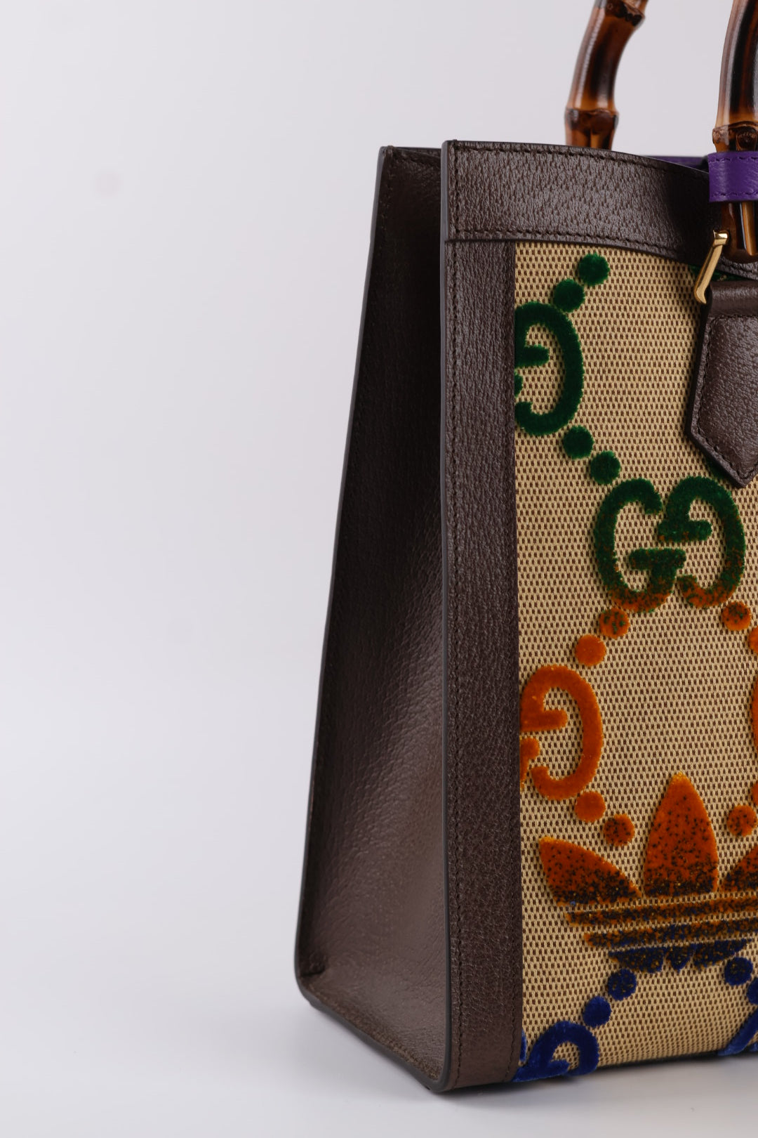 Gucci x Adidas Diana Media