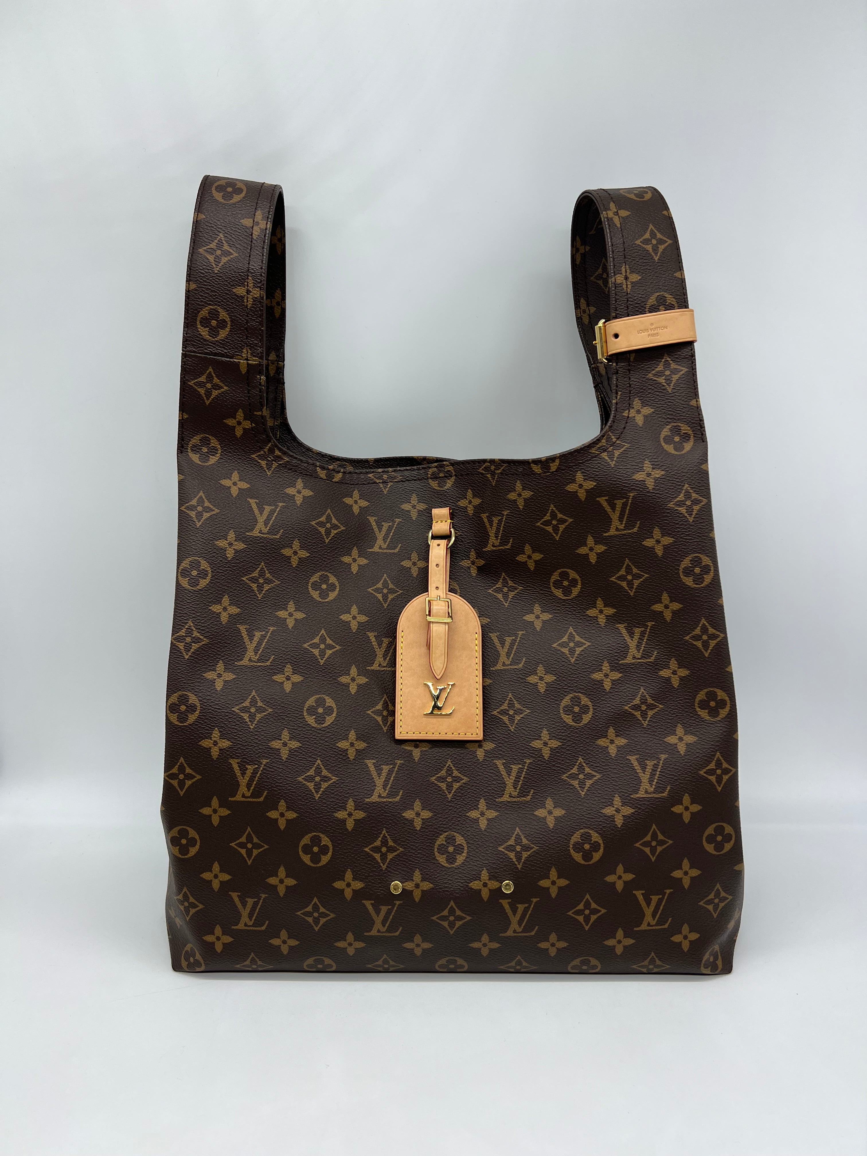 Louis Vuitton Atlantis GM Monogram