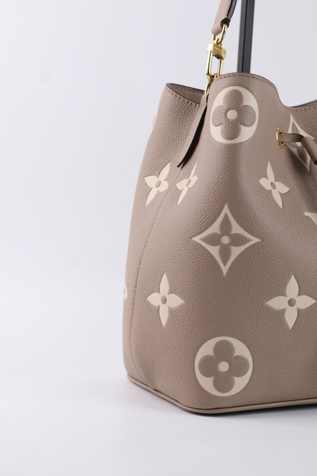 Louis Vuitton Neo Noé MM Empreinte