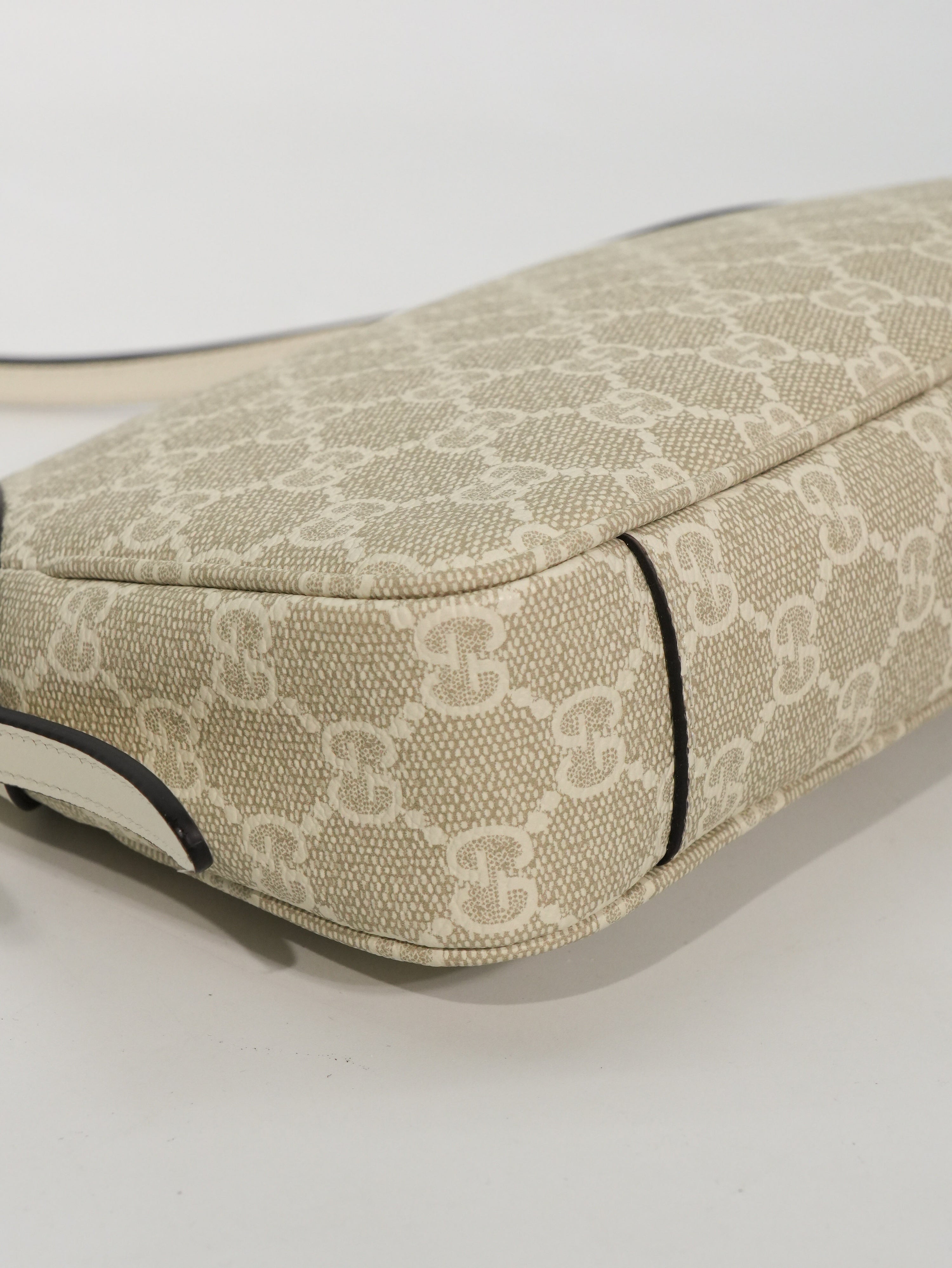 Gucci Emblem GG Monogram