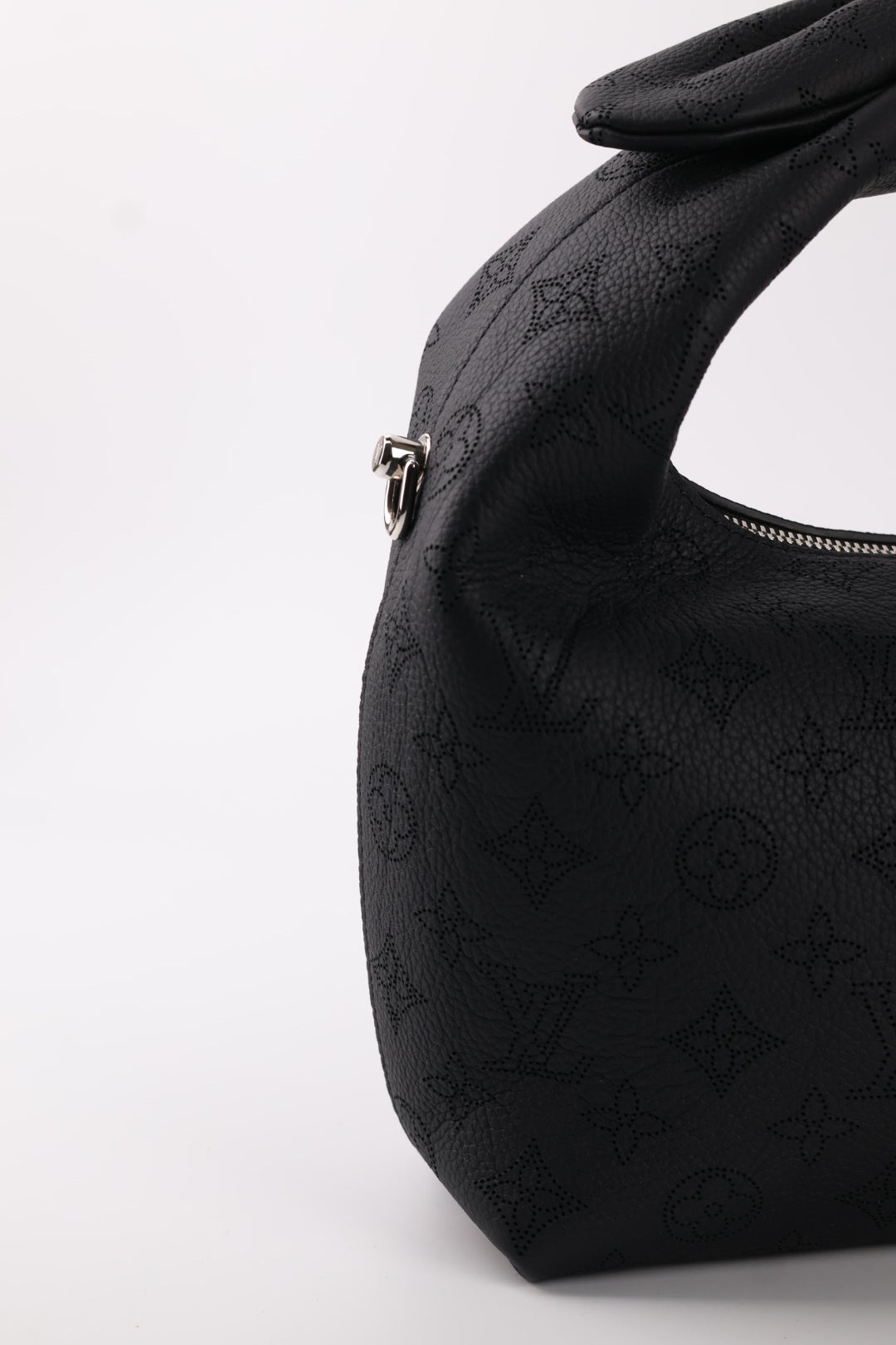 Louis Vuitton Why Knot PM Mahina