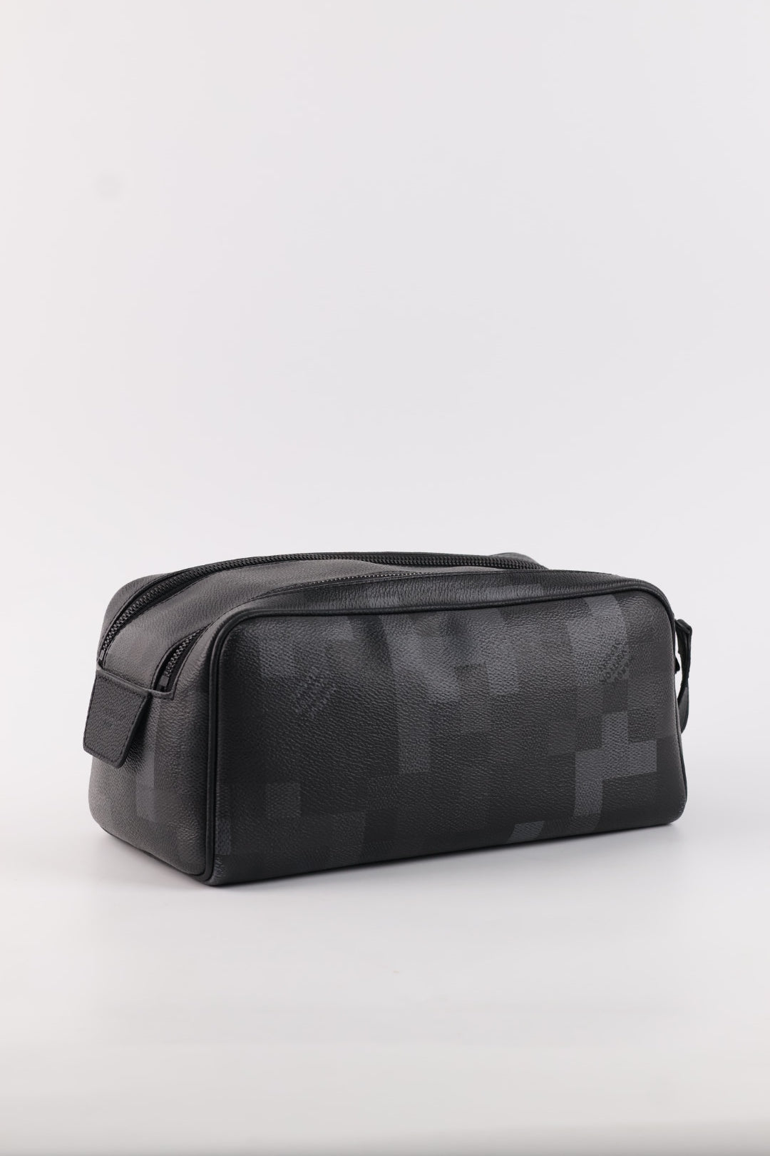 Louis Vuitton Toilette Dopp Kit Damoflage